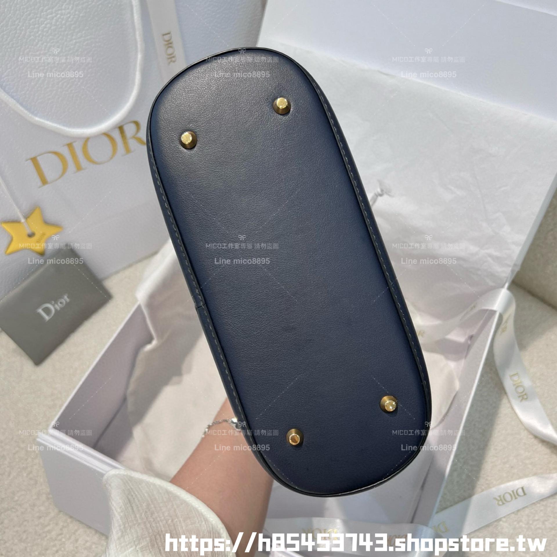 DIOR 季節款 漸變牛仔 Cest手提斜挎抽繩水桶包 24cm