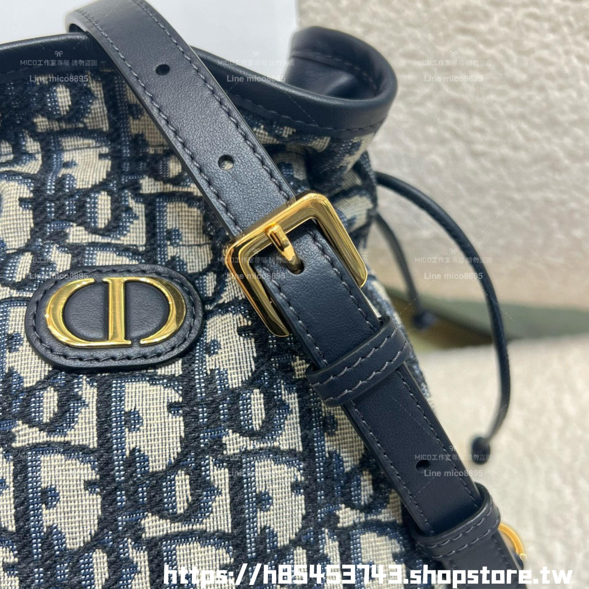 DIOR 30 Montaigne 附抽繩迷你水桶包 福袋包 16*18cm