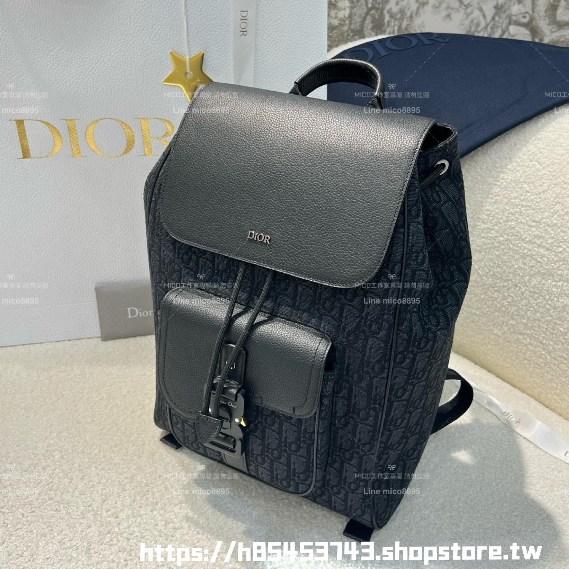DIOR Saddle 翻蓋後背包 黑色 Dior Oblique 緹花搭配黑色粒面小牛皮 40cm