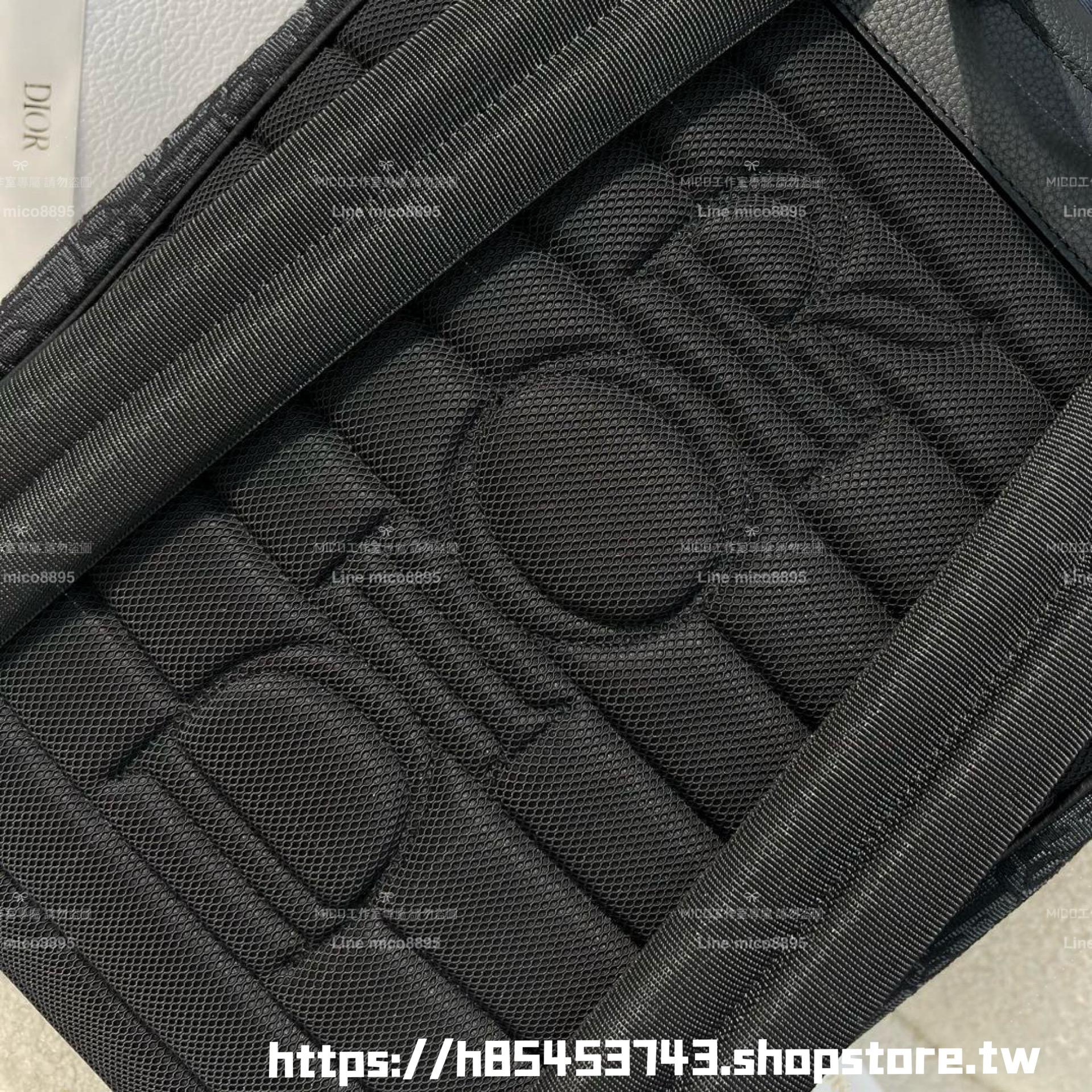 DIOR Saddle 翻蓋後背包 黑色 Dior Oblique 緹花搭配黑色粒面小牛皮 40cm