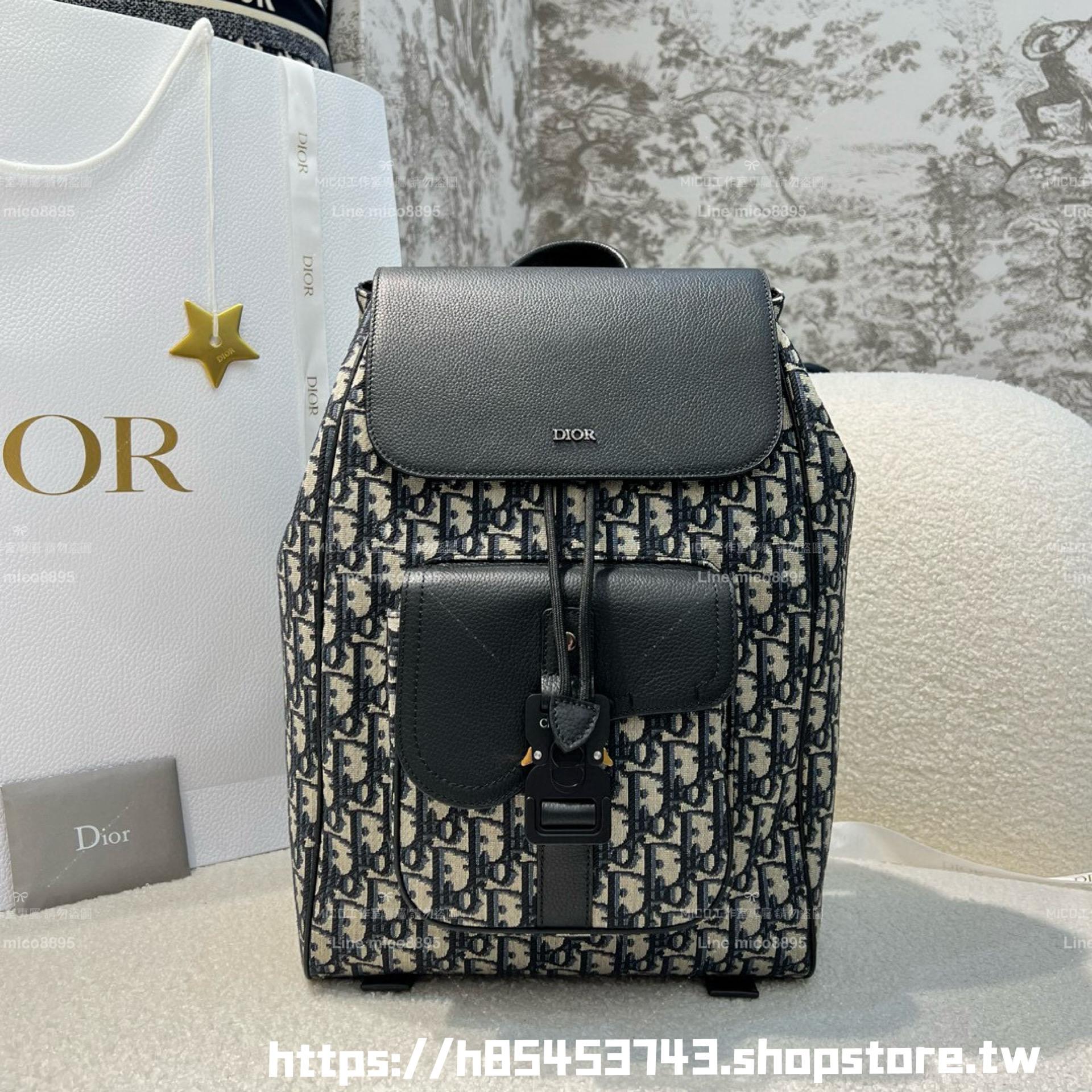 DIOR Saddle 翻蓋後背包 米色和黑色 Dior Oblique 緹花搭配黑色粒面小牛皮 40cm