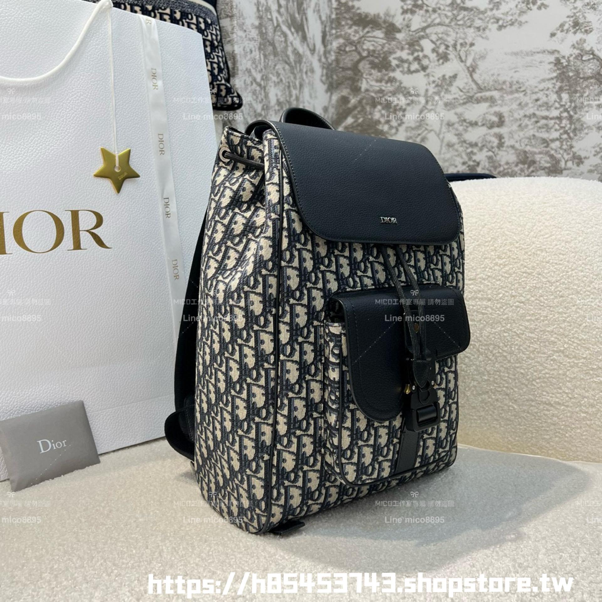 DIOR Saddle 翻蓋後背包 米色和黑色 Dior Oblique 緹花搭配黑色粒面小牛皮 40cm