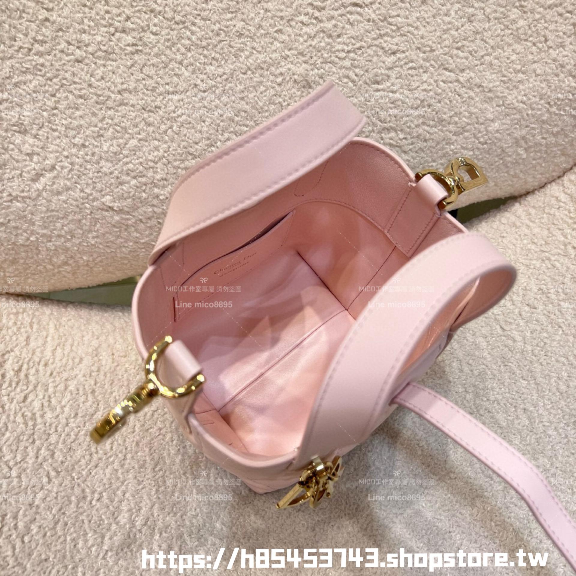 DIOR 胭脂粉 直式托特包 Toujours mini 水桶包 小牛皮材質 可手提與斜挎 15cm