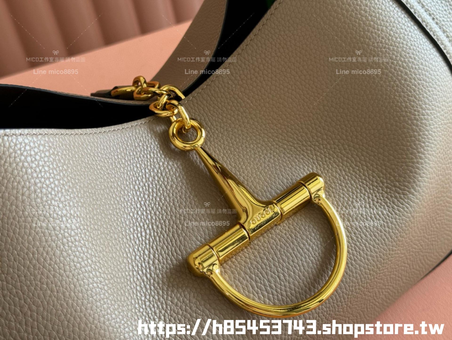 Gucci 淺奶茶色 Softbit系列 馬銜扣造型肩背包 大容量鬆弛感 46cm