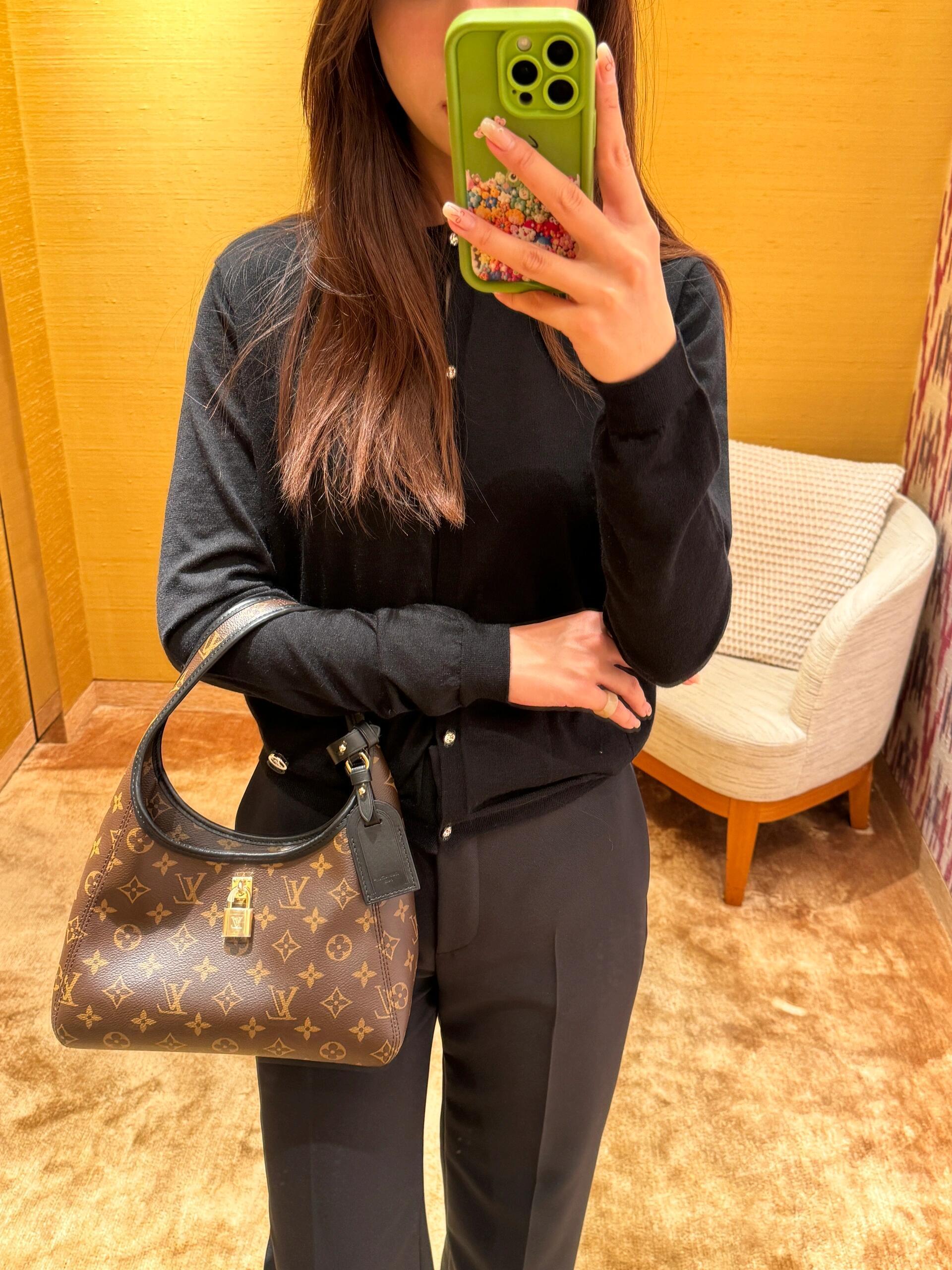 LV 老花帆布 The Drop 小號手袋 腋下包 M12940 28cm