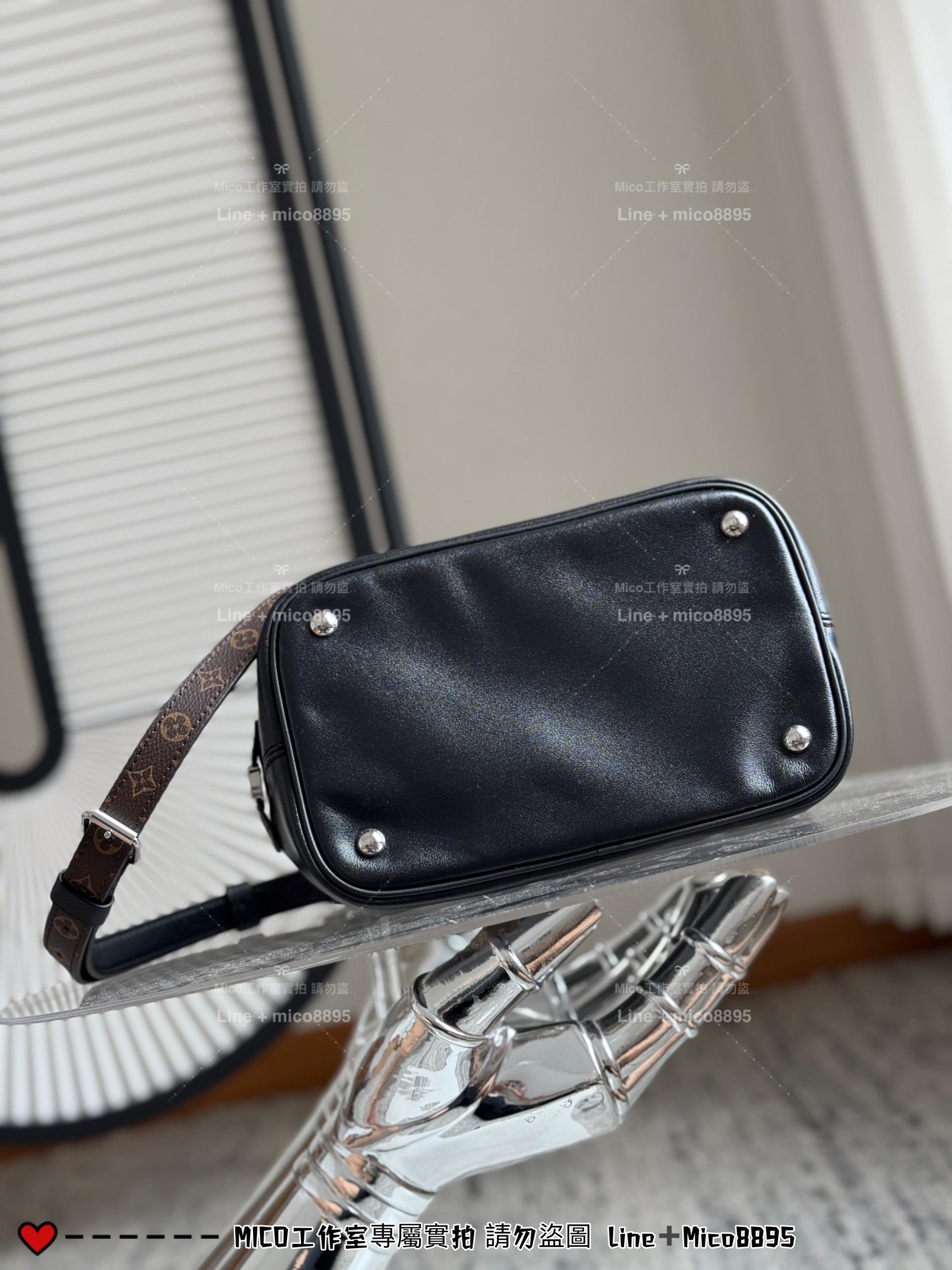 LV 黑色羊皮革 NO WAY VIBE 手袋 M14377 水桶包/抽繩包 24cm
