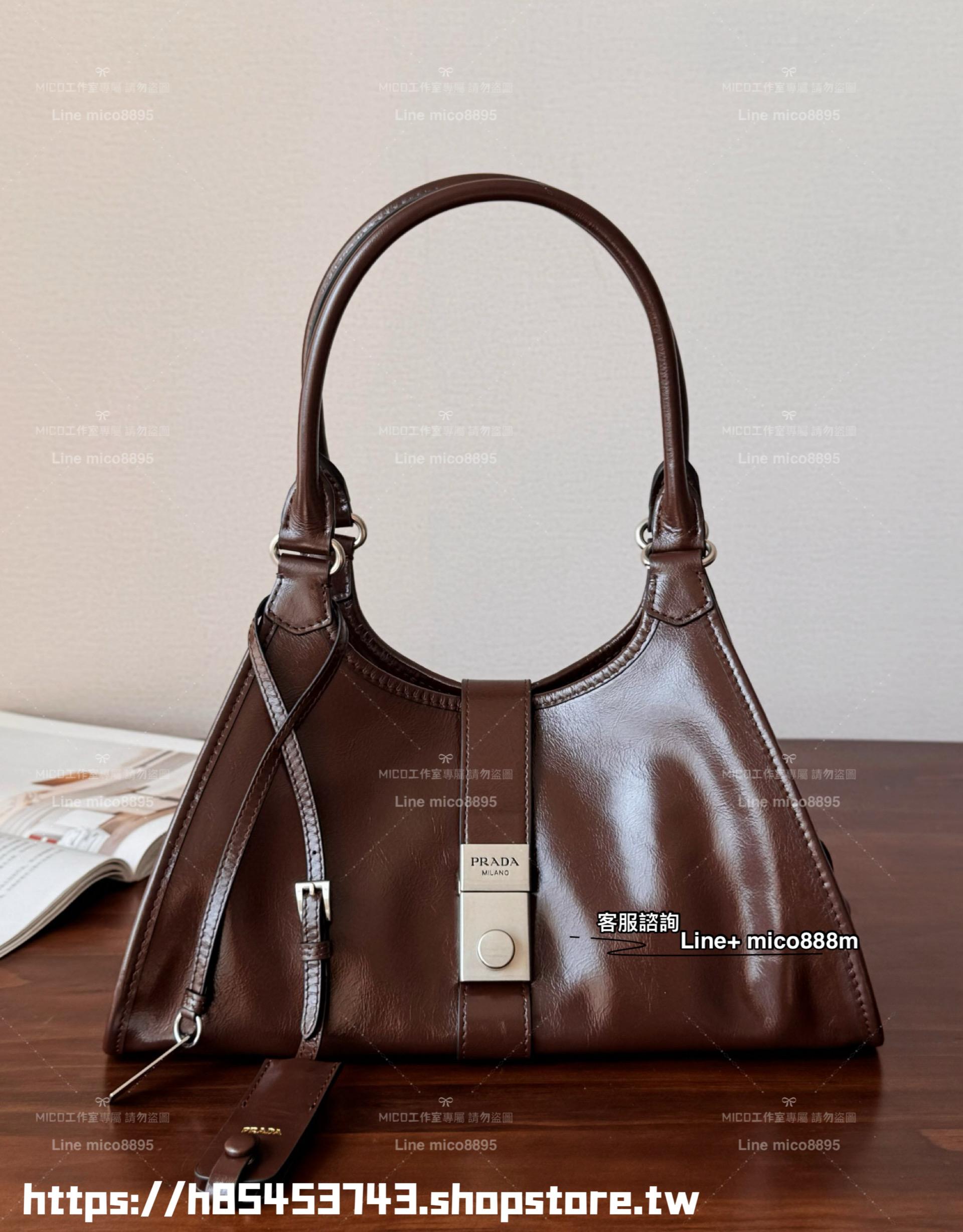PRADA 25s 秀款 黑色/深棕色 鎖釦油蠟皮革手提肩背包 30cm