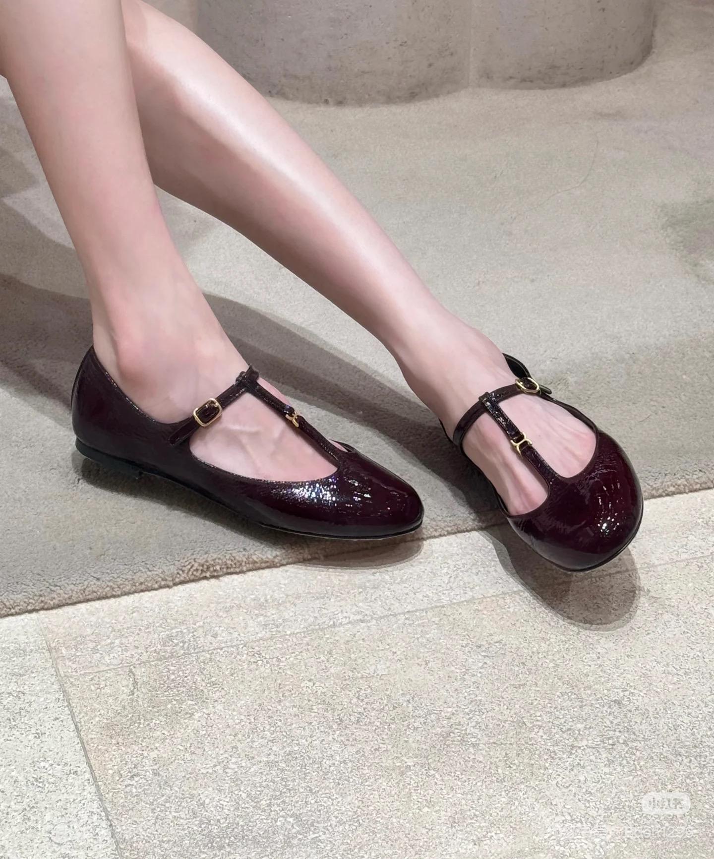 Chloe 克洛伊 T字帶瑪麗珍小皮鞋 平底女鞋 深櫻桃紅/米白色 35-39