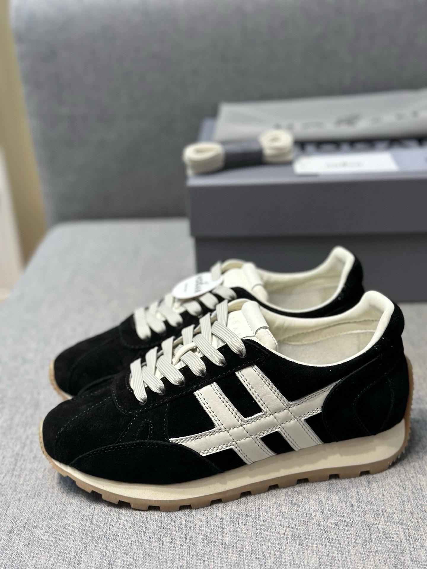 檀健次同款  HOGAN 春夏新品 86er系列 H671女士運動休閒鞋  底厚4cm