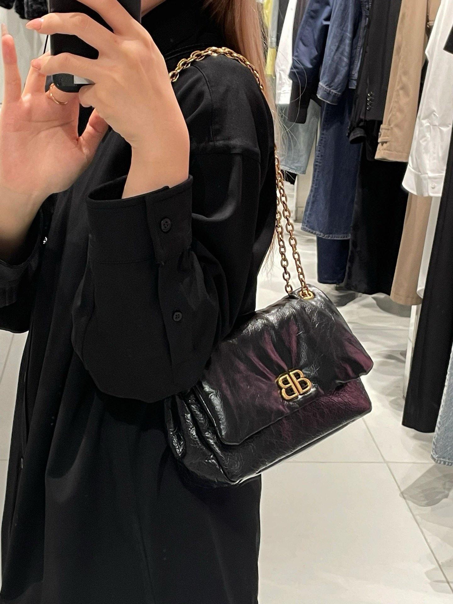 Balenciaga 巴黎世家 MINI尺寸 黑金 monaco枕頭包 25cm