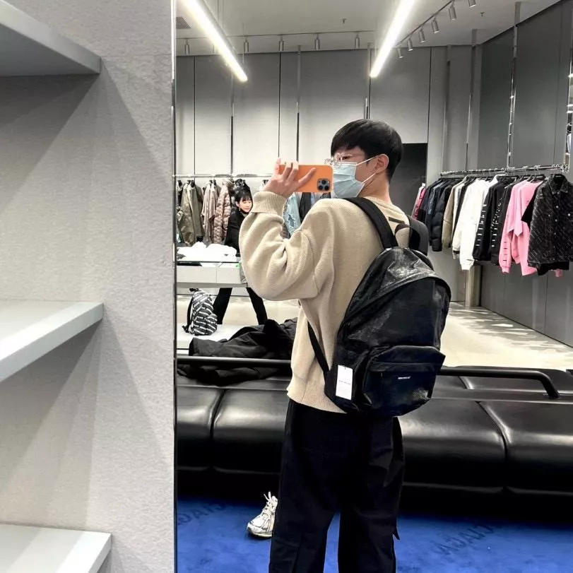 Balenciaga 巴黎世家 Explorer系列 油臘皮雙肩包/書包/厚背包 35cm