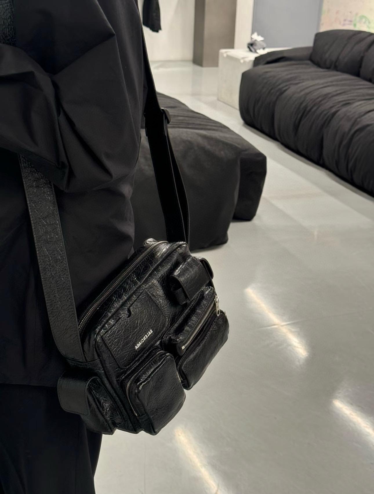 Balenciaga superbusy camera bag 相機包 可斜挎 男包/女包 22cm