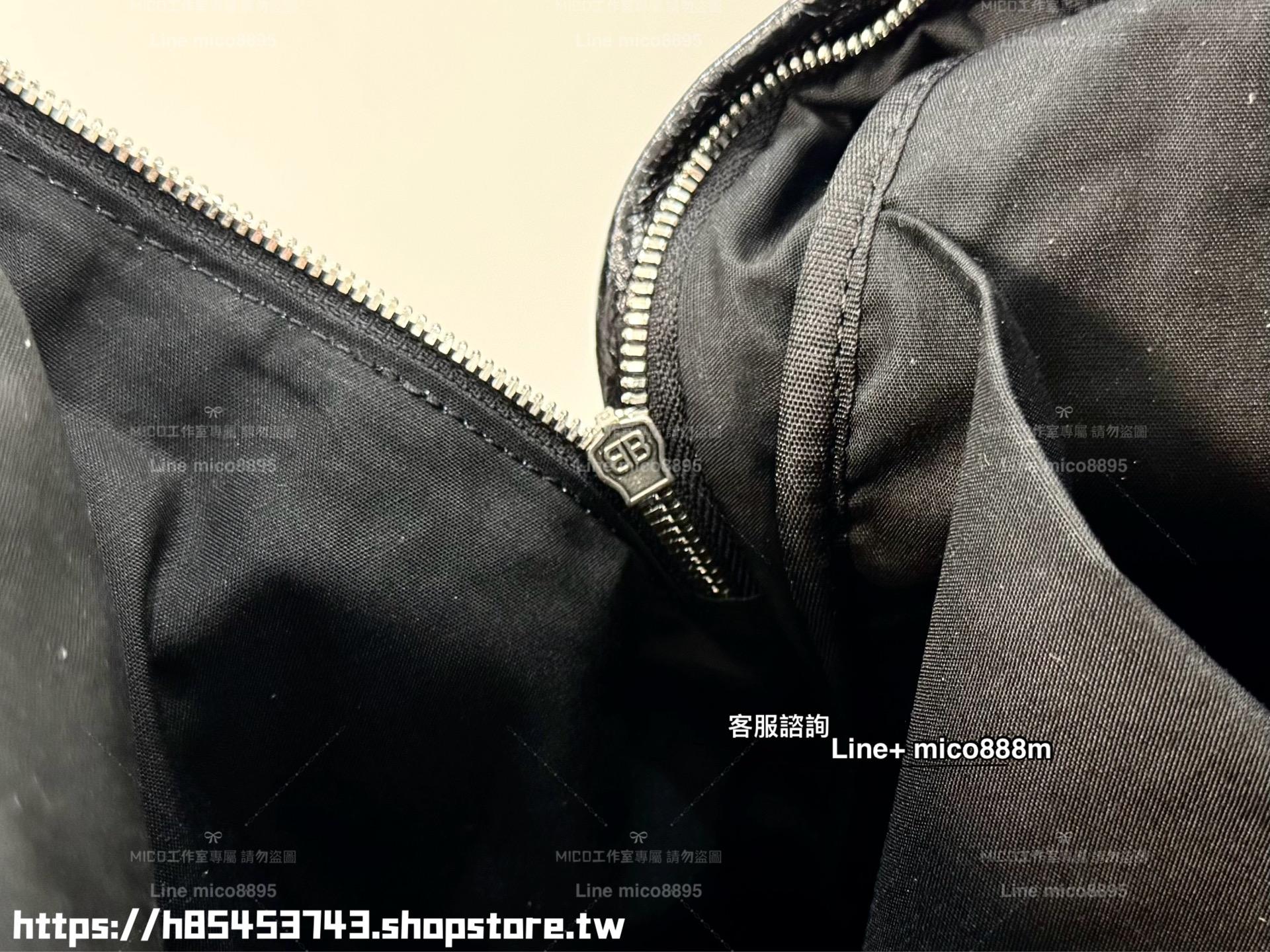Balenciaga 巴黎世家 le cagole系列 爆裂羊皮卯釘書包/厚背包 35cm