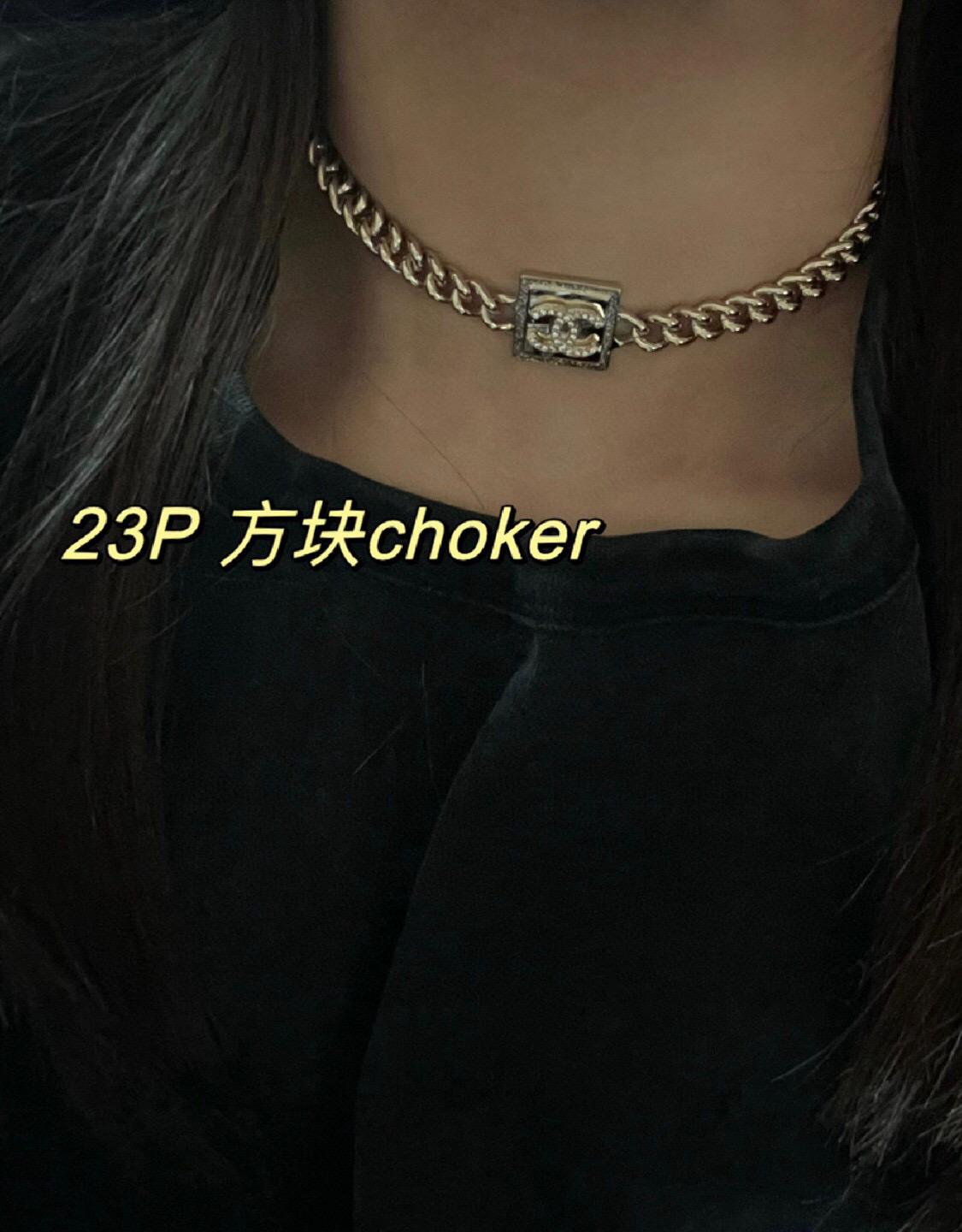 CHANEL 淡金色雙c熔岩方塊耳釘 同系列項鏈/Choker