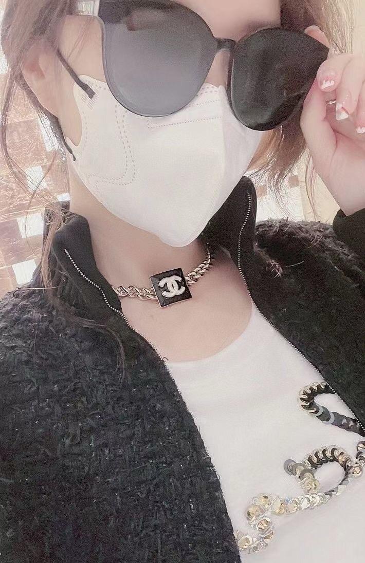 CHANEL 手工坊 黑白琺瑯方塊項鍊/Choker