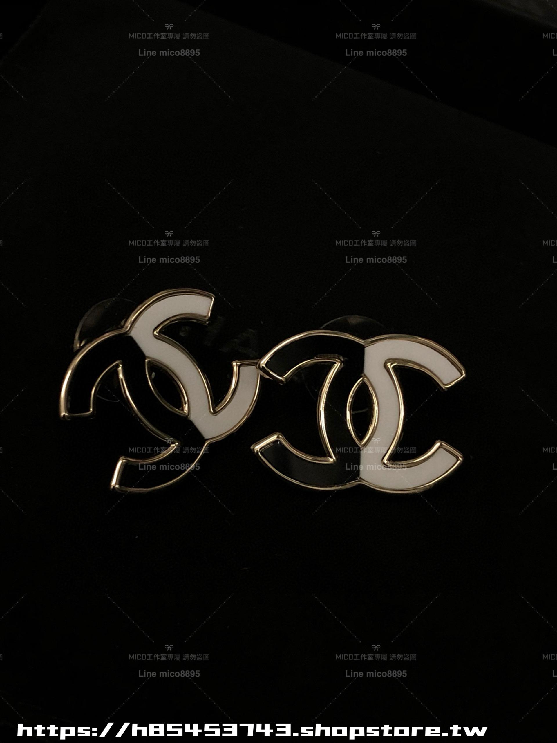CHANEL 琺瑯黑白拼色 熊貓配色雙C胸針/耳環