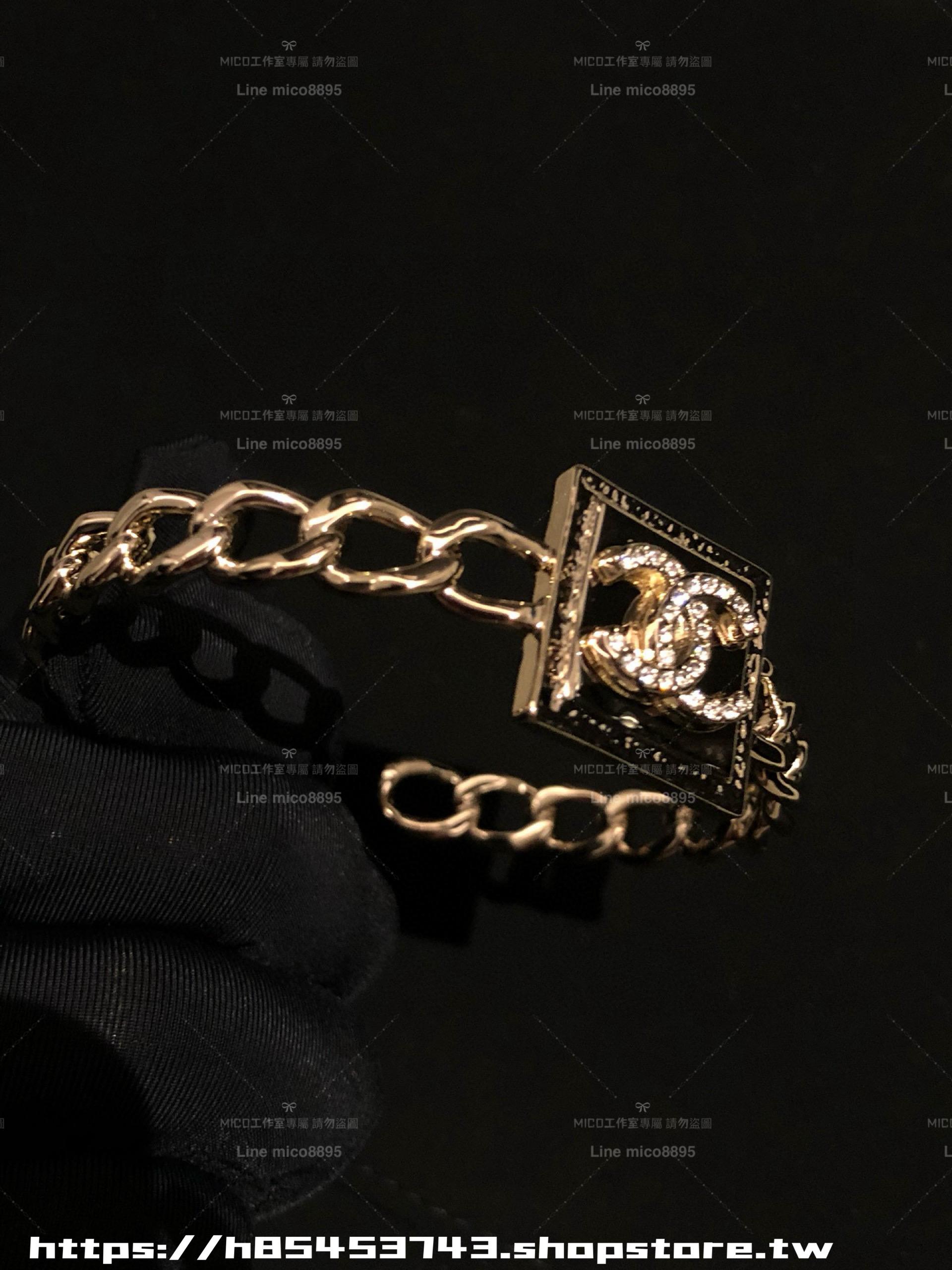 CHANEL 水鑽雙C金屬方塊手鐲