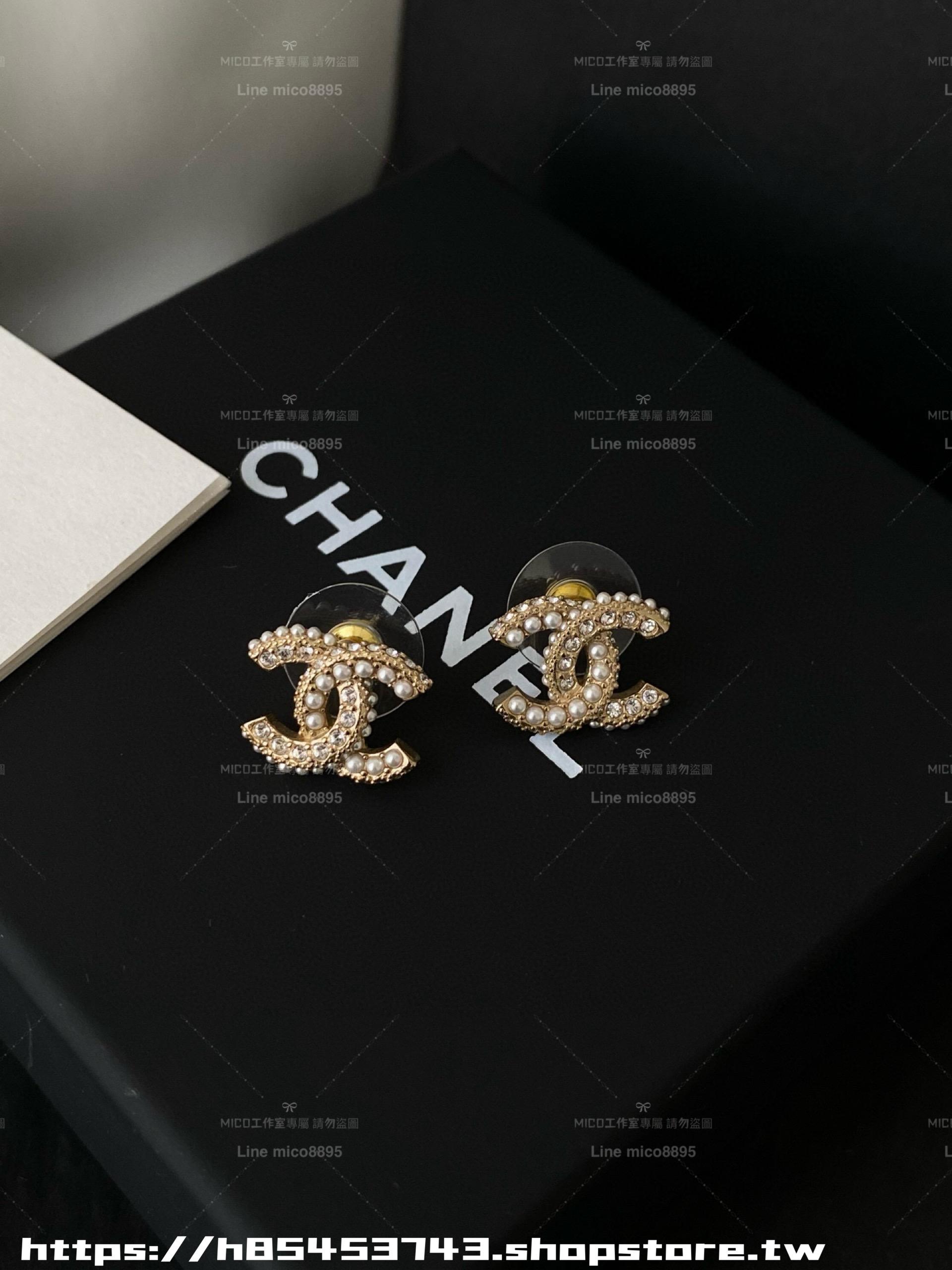 CHANEL 基礎佩戴款 小米珍珠水鑽耳釘/耳環