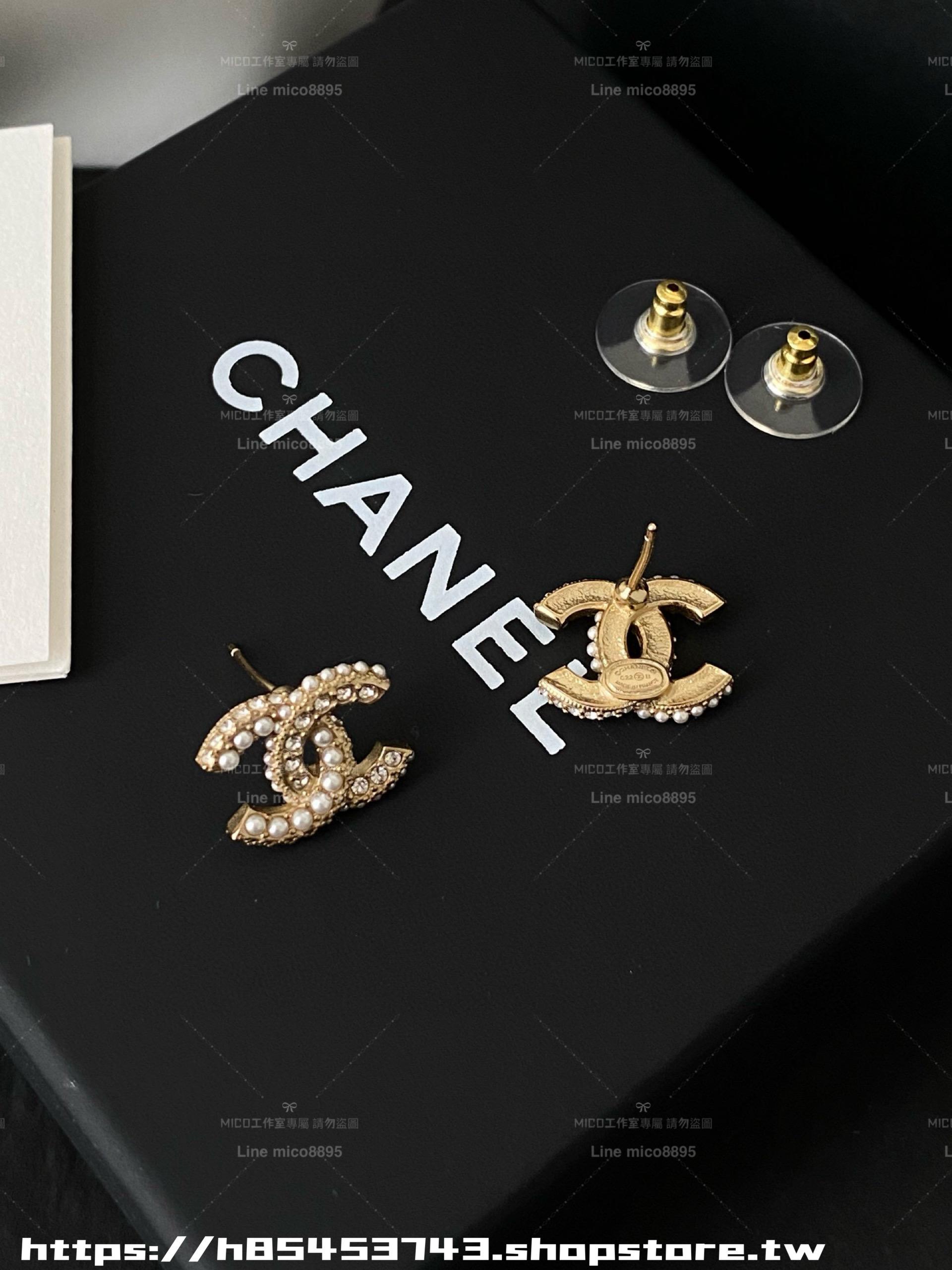 CHANEL 基礎佩戴款 小米珍珠水鑽耳釘/耳環