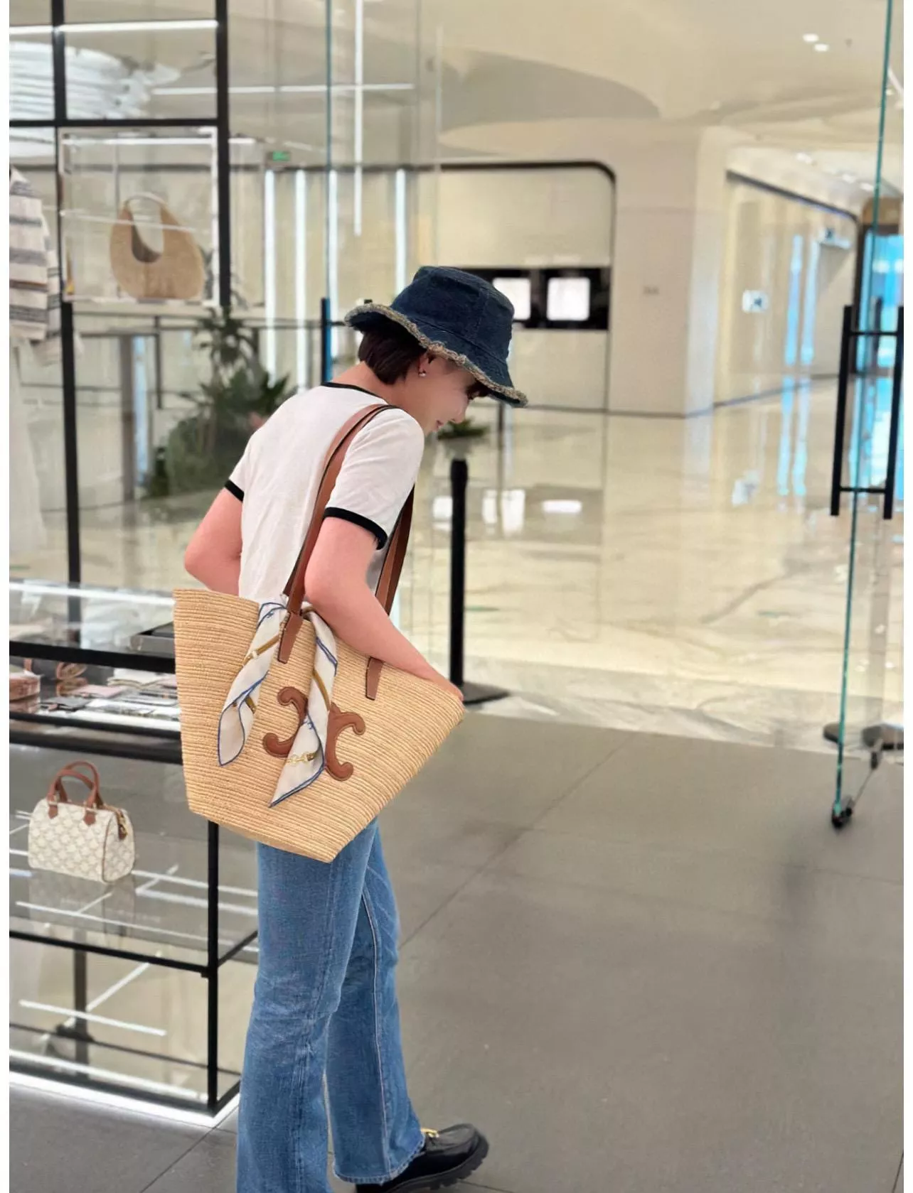 CELINE 夏日度假風系列 中號 可手提與肩背草編包購物袋 30cm