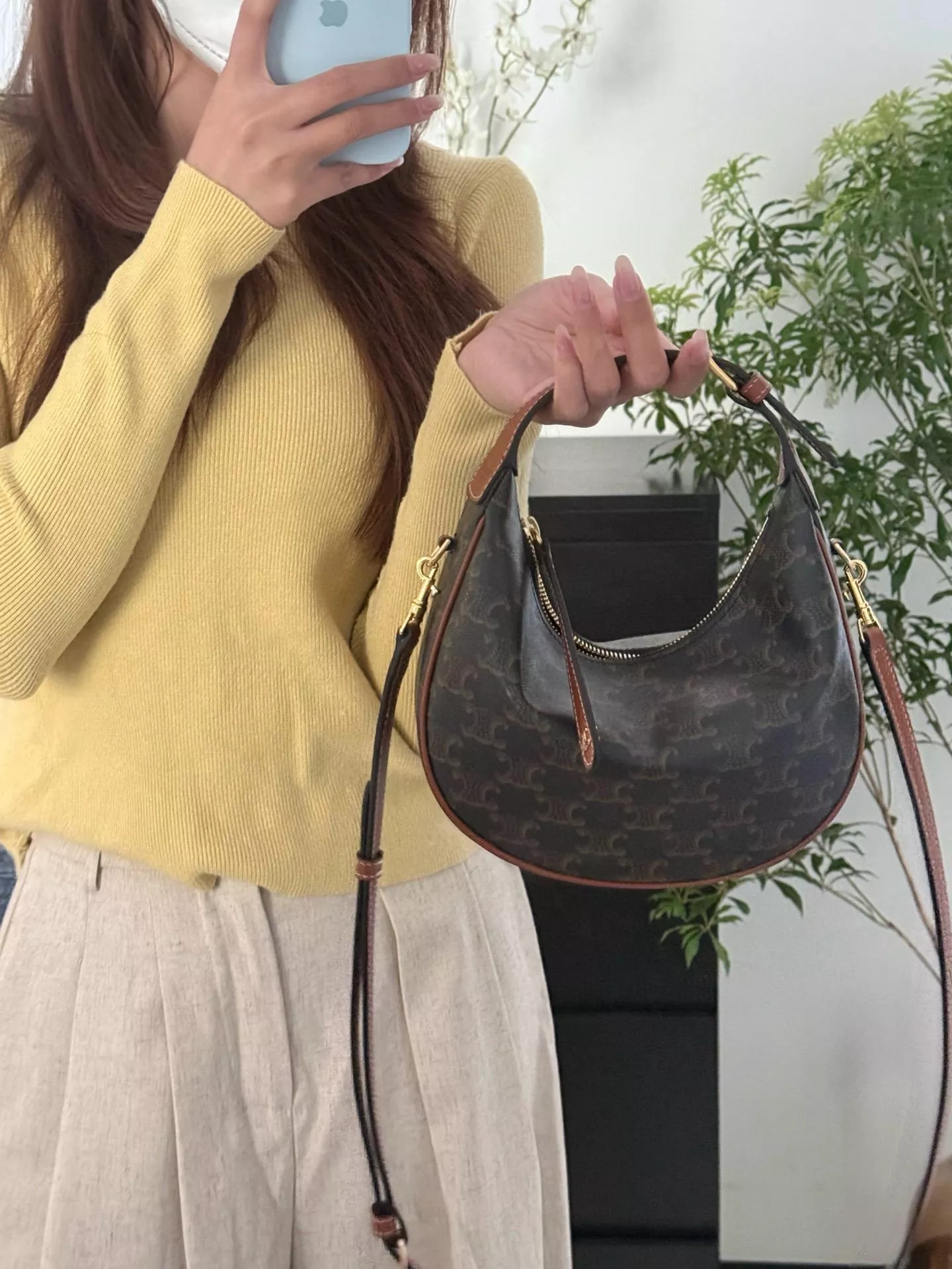 CELINE 低調簡約款 LULU彎月包 五個色 24cm