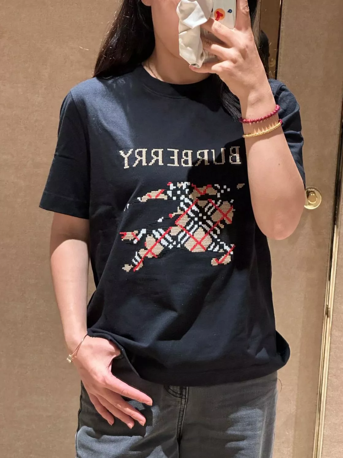 Burberry巴寶莉 25ss 早春戰馬短袖T恤上衣 黑色/白色
