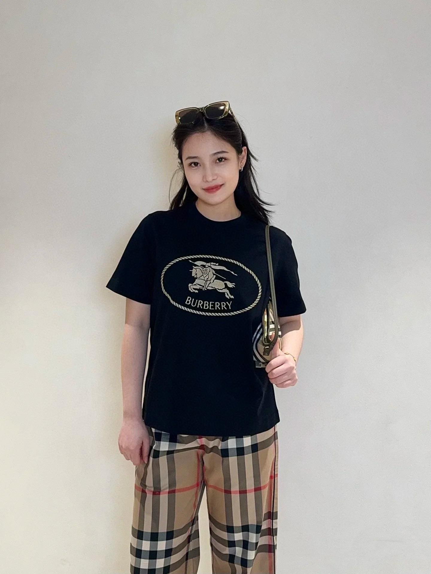 Burberry巴寶莉 25ss 早春戰馬短袖T恤上衣 粉色/黑色/白色
