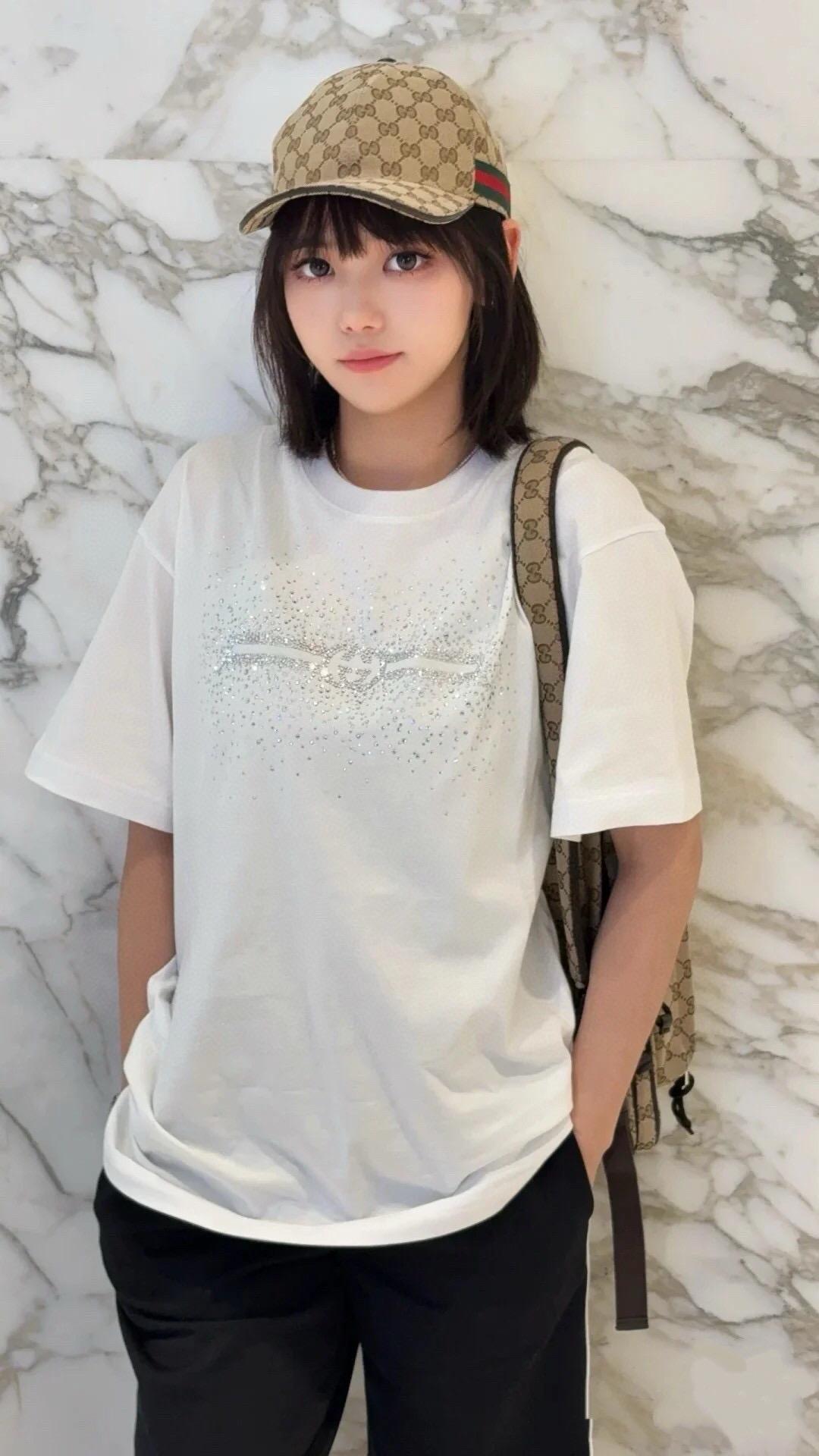Gucci 古馳 25 早春基礎款 燙鑽字母白色素T短袖