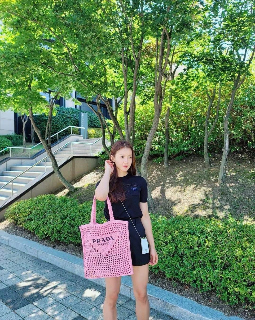 PRADA 經典夏日沙灘包 酒椰纖維編織托特包 多色 36cm