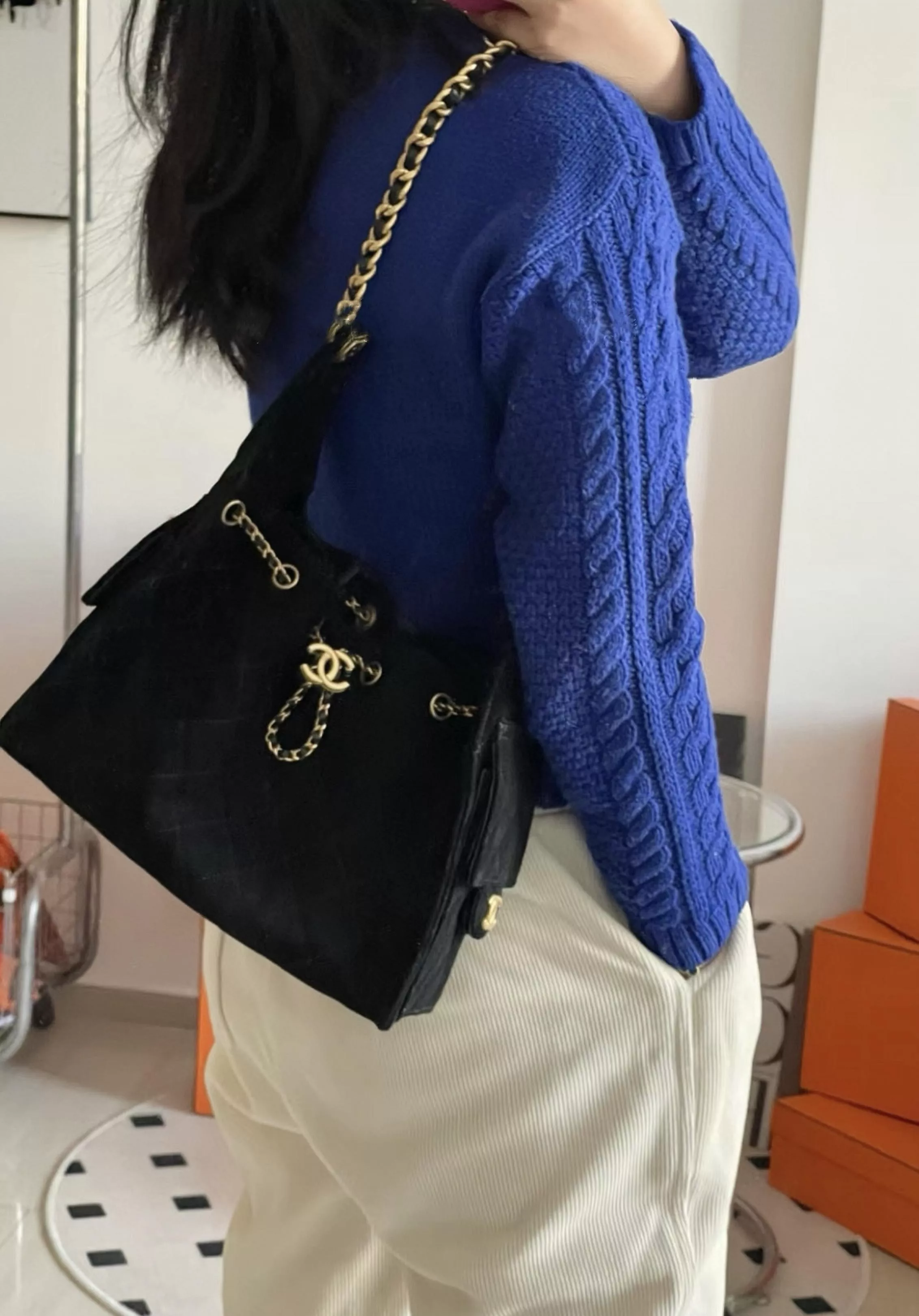 CHANEL 25c 小號 25Bag 黑色麂皮水桶包/抽繩肩背包 26cm
