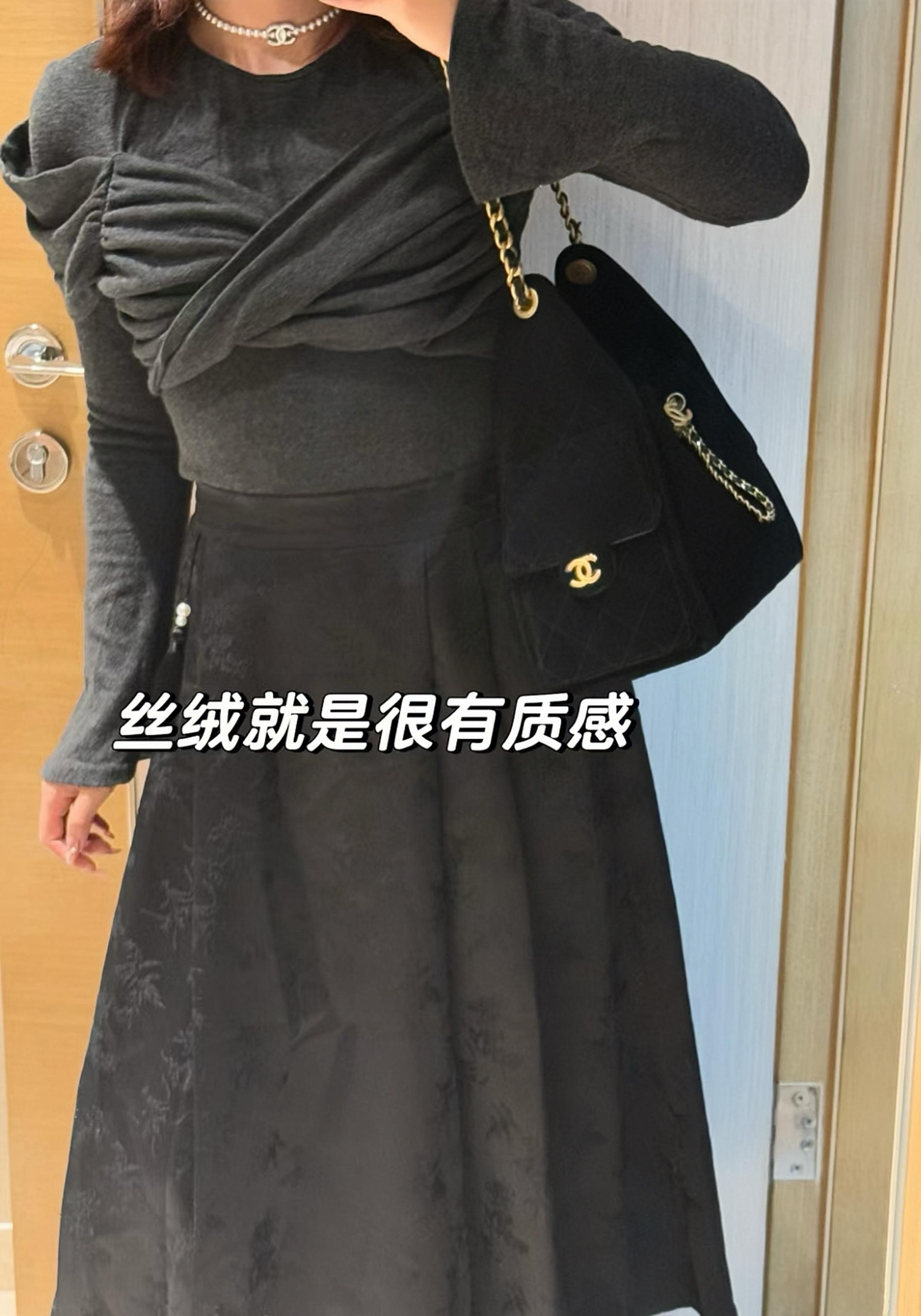 CHANEL 25c 小號 25Bag 黑色麂皮水桶包/抽繩肩背包 26cm
