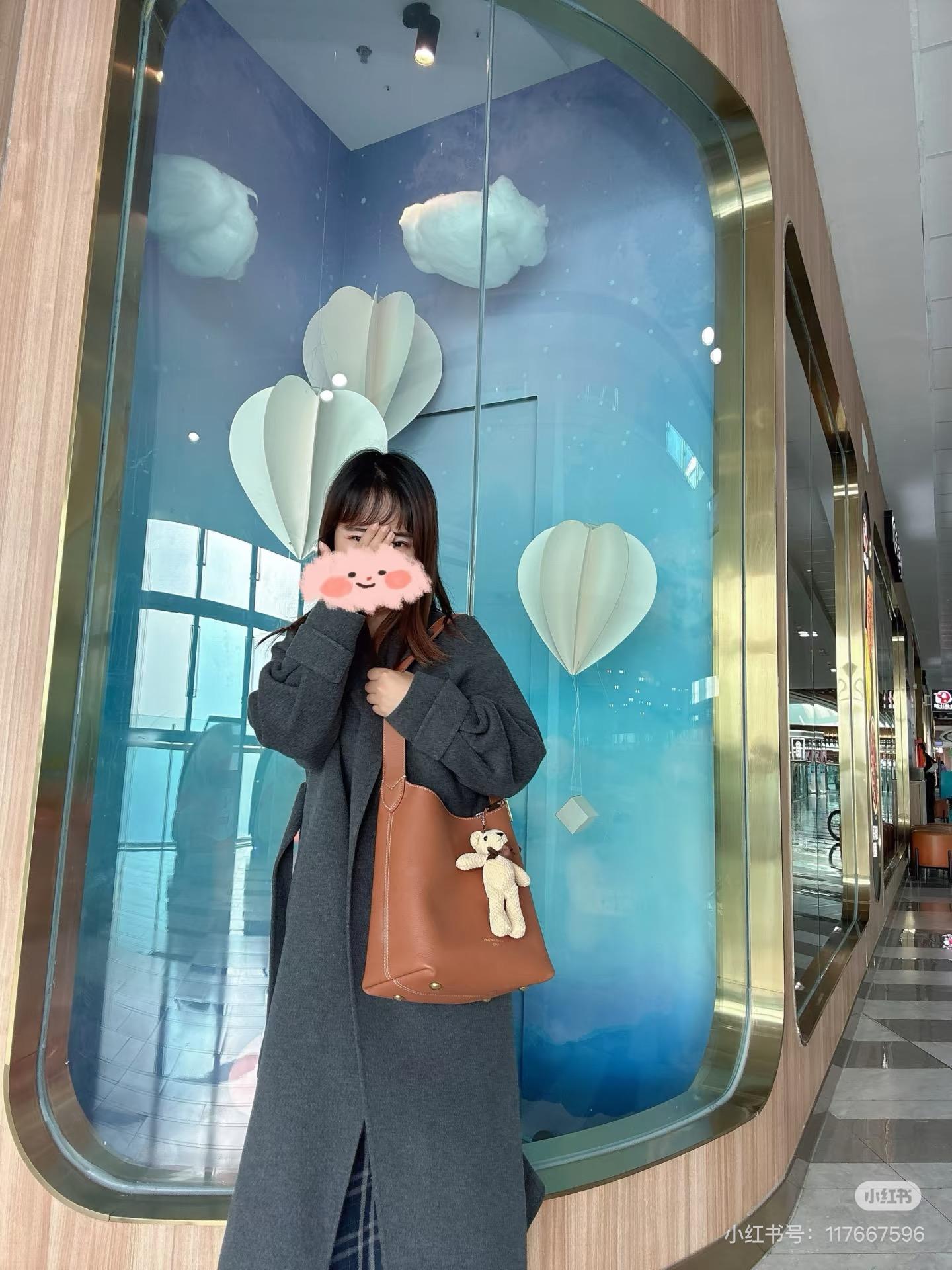LV Low Key Hobo PM - 低調精品包- 肩帶可調節 M14265沙色 M25354棕色 M25352黑色 M25353鵝黃色