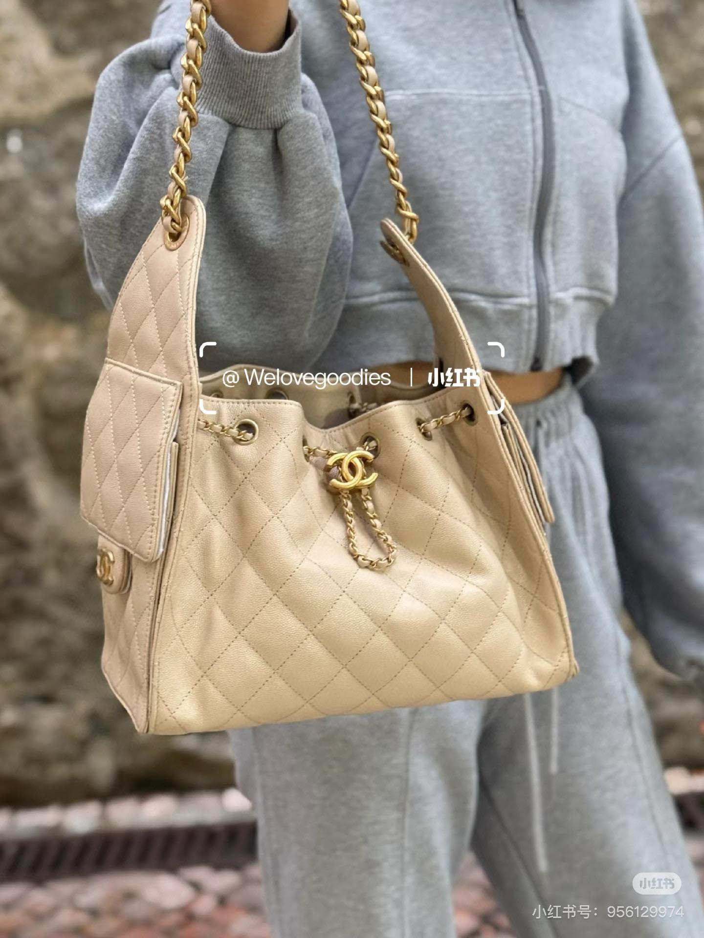 CHANEL 25c 小號 25Bag 奶茶色 魚子醬牛皮金釦水桶包/抽繩肩背包 26cm