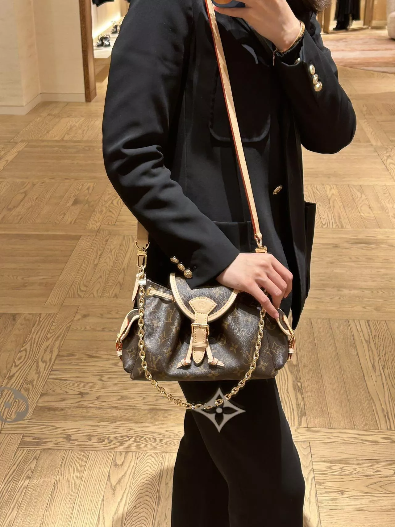 LV Odyssée Monogram 帆布- 時尚包款- M25085
