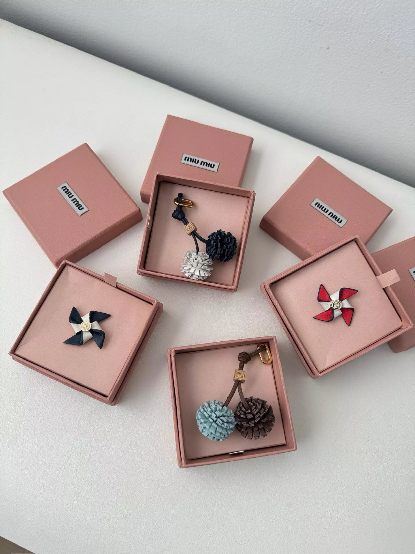 MIUMIU popup真皮鞋類掛飾 掛件 鞋飾 ⚠️這是鞋子的配件唷