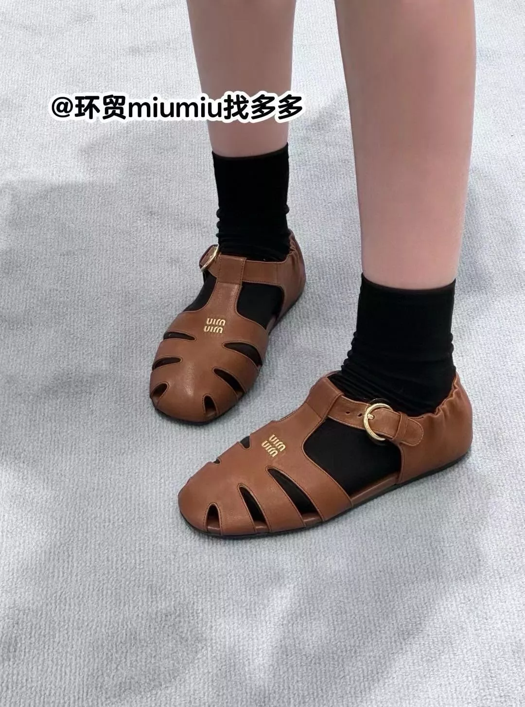 MIUMIU 摟空羊皮革羅馬涼鞋 皺褶納帕軟皮漁夫涼鞋