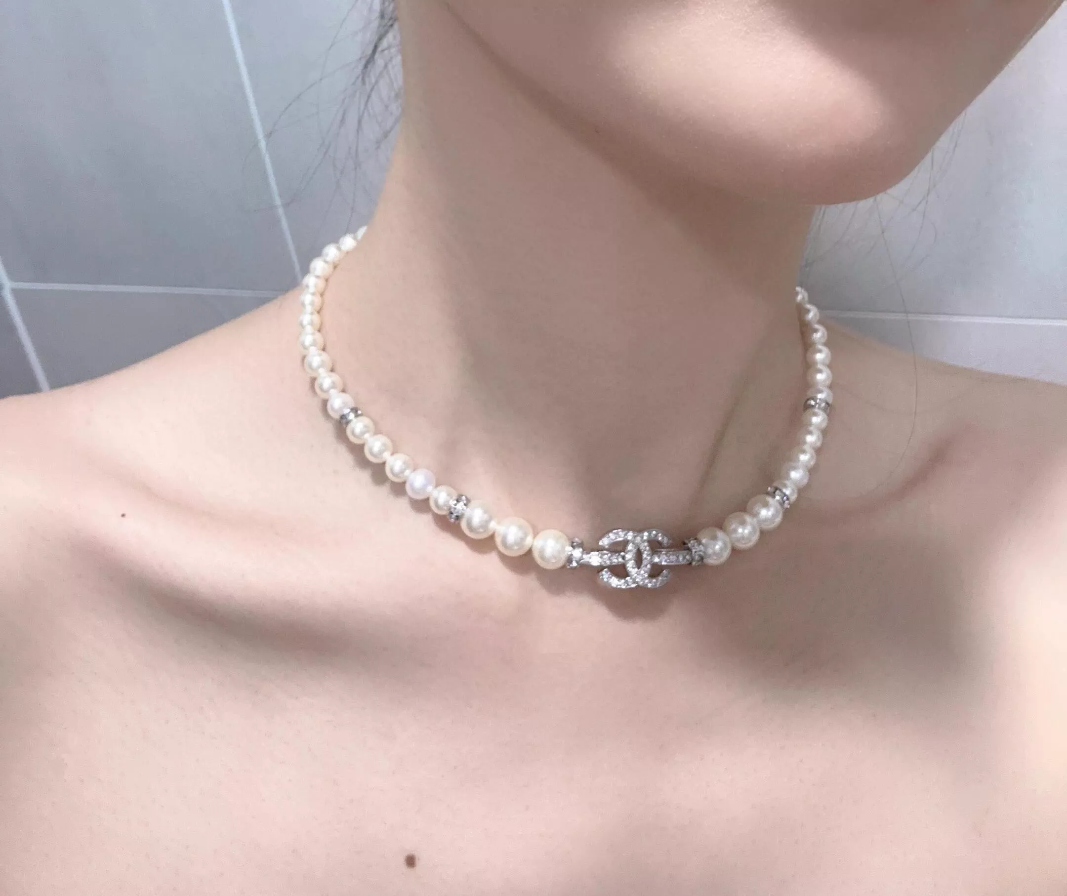 雙C水鑽扣飾珍珠頸鏈／Choker | 25S春季限定