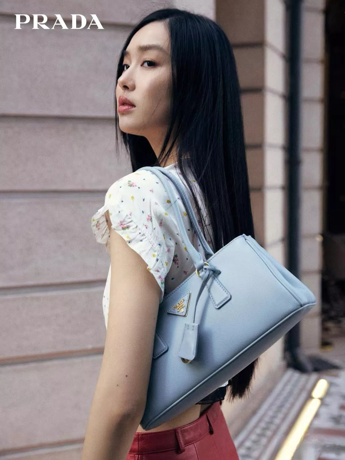 PRADA 海洋藍 Galleria腋下包｜可肩背斜背 質感長提手設計 30cm