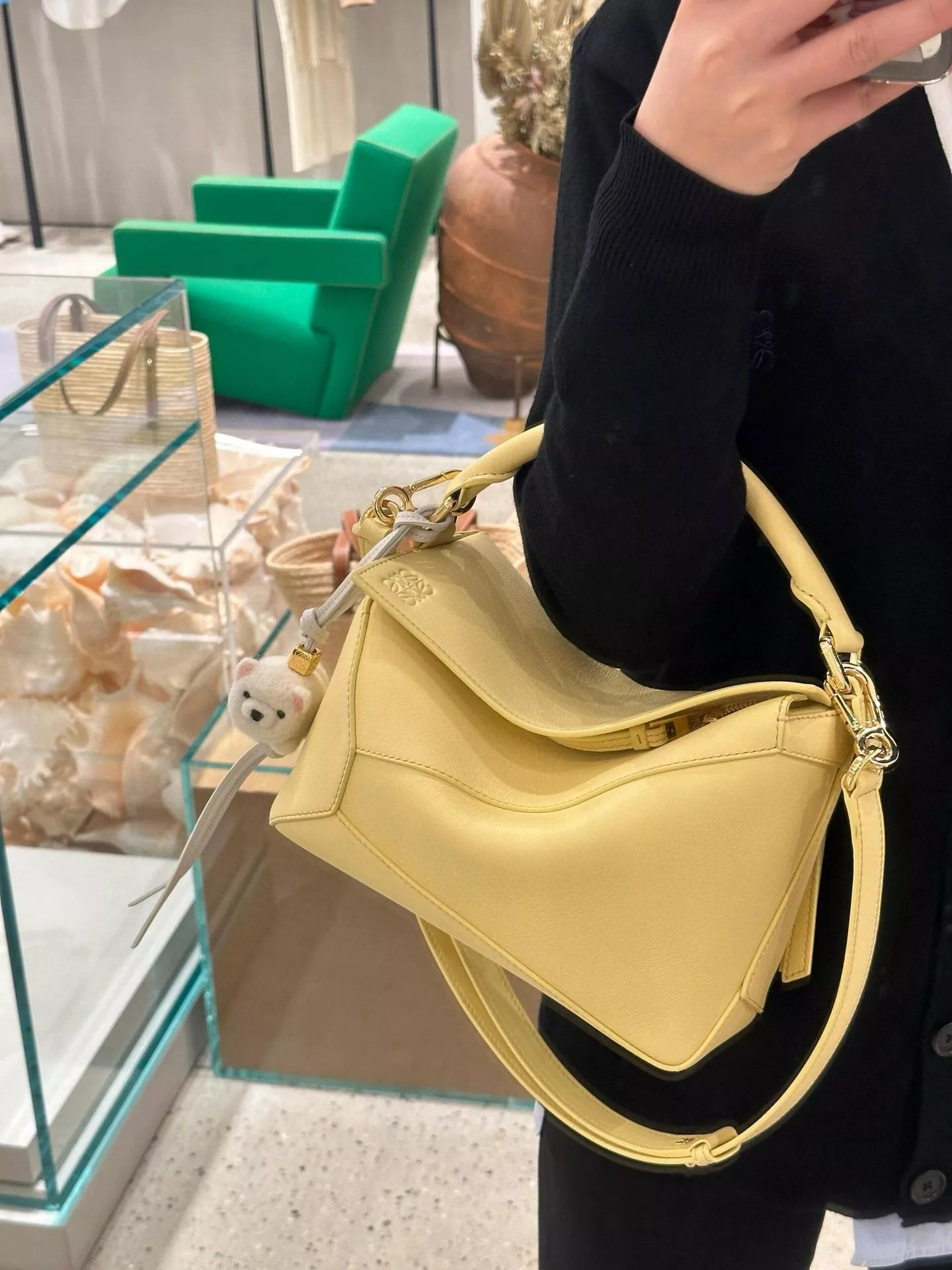 LOEWE 奶黃色 Small Puzzle｜立體幾何包型 24cm