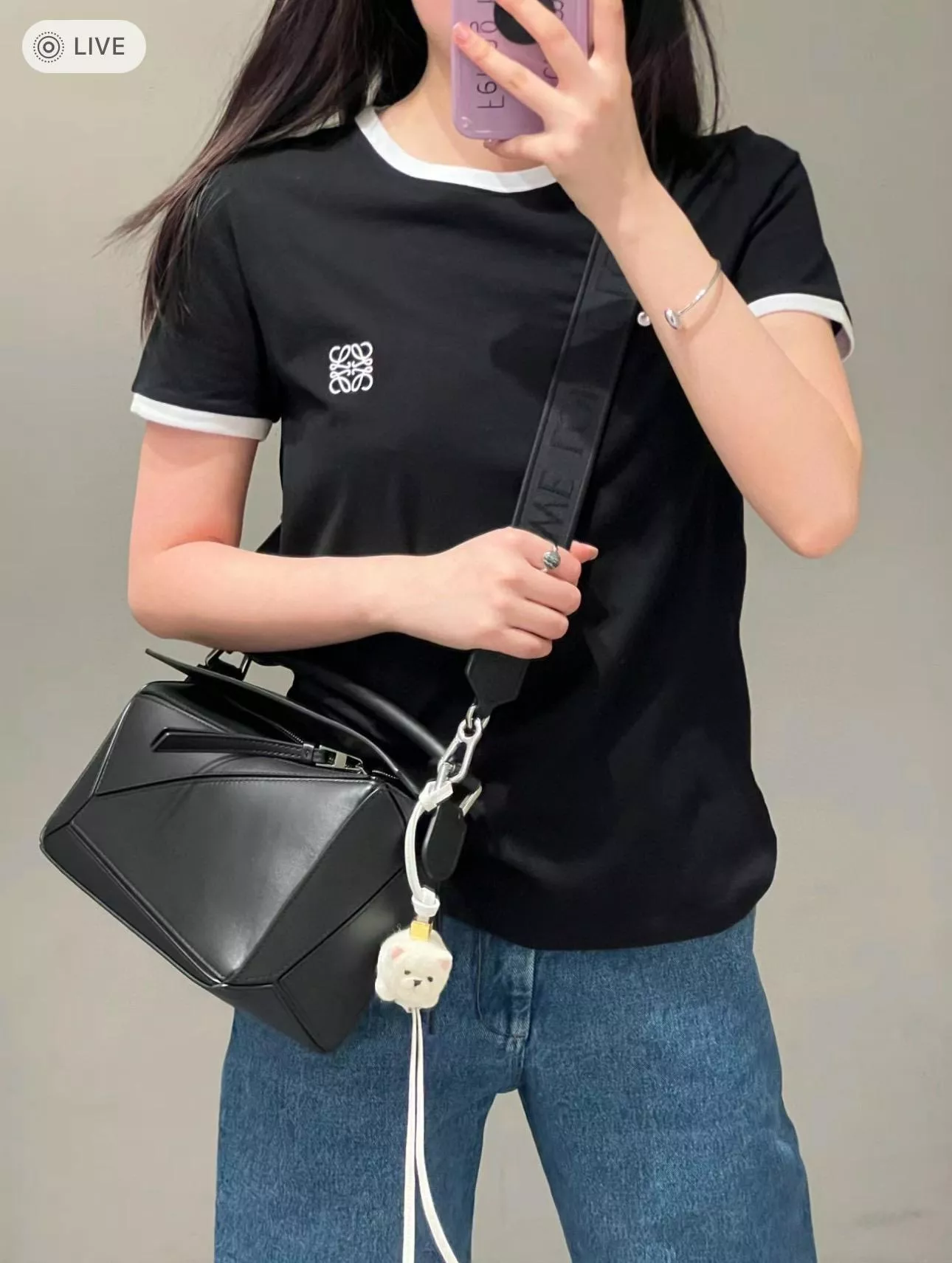 LOEWE small Puzzle 幾何包 黑色色搭配純色字母寬肩帶｜附可調提花肩帶