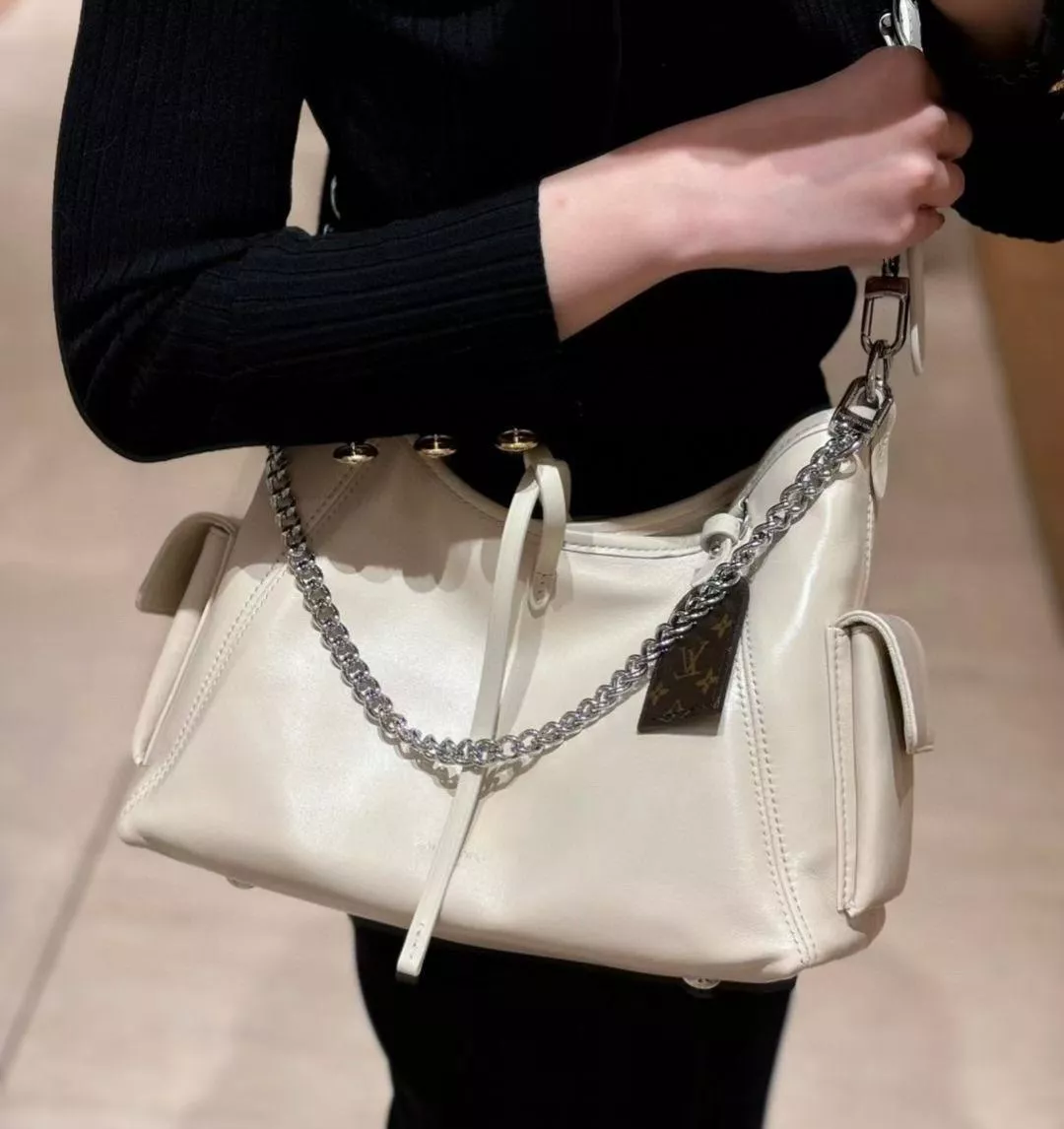 LV CARRYALL CARGO 白色小號手袋 M12919｜柔軟羊皮 33cm