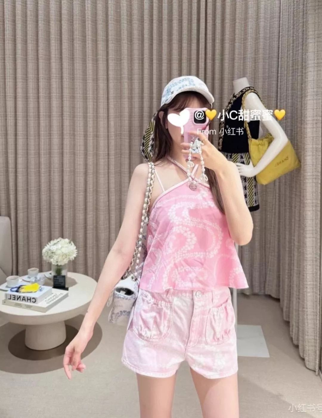 Chanel 25c 盤花印染牛仔短褲・定位花型設計・Coco海灘系列