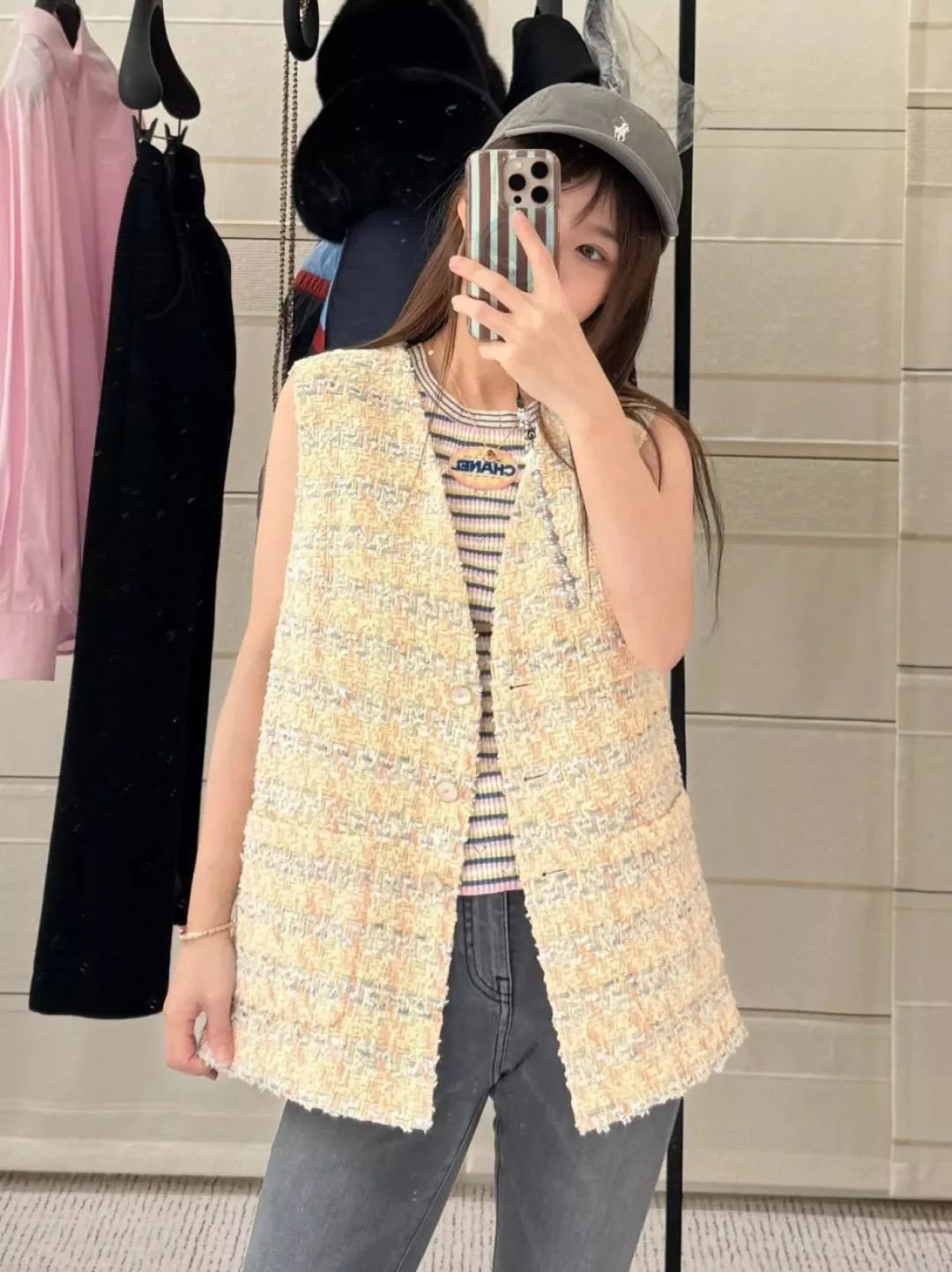 Chanel 黃呢感馬甲背心・斜紋軟呢手工對格・細節高訂感設計
