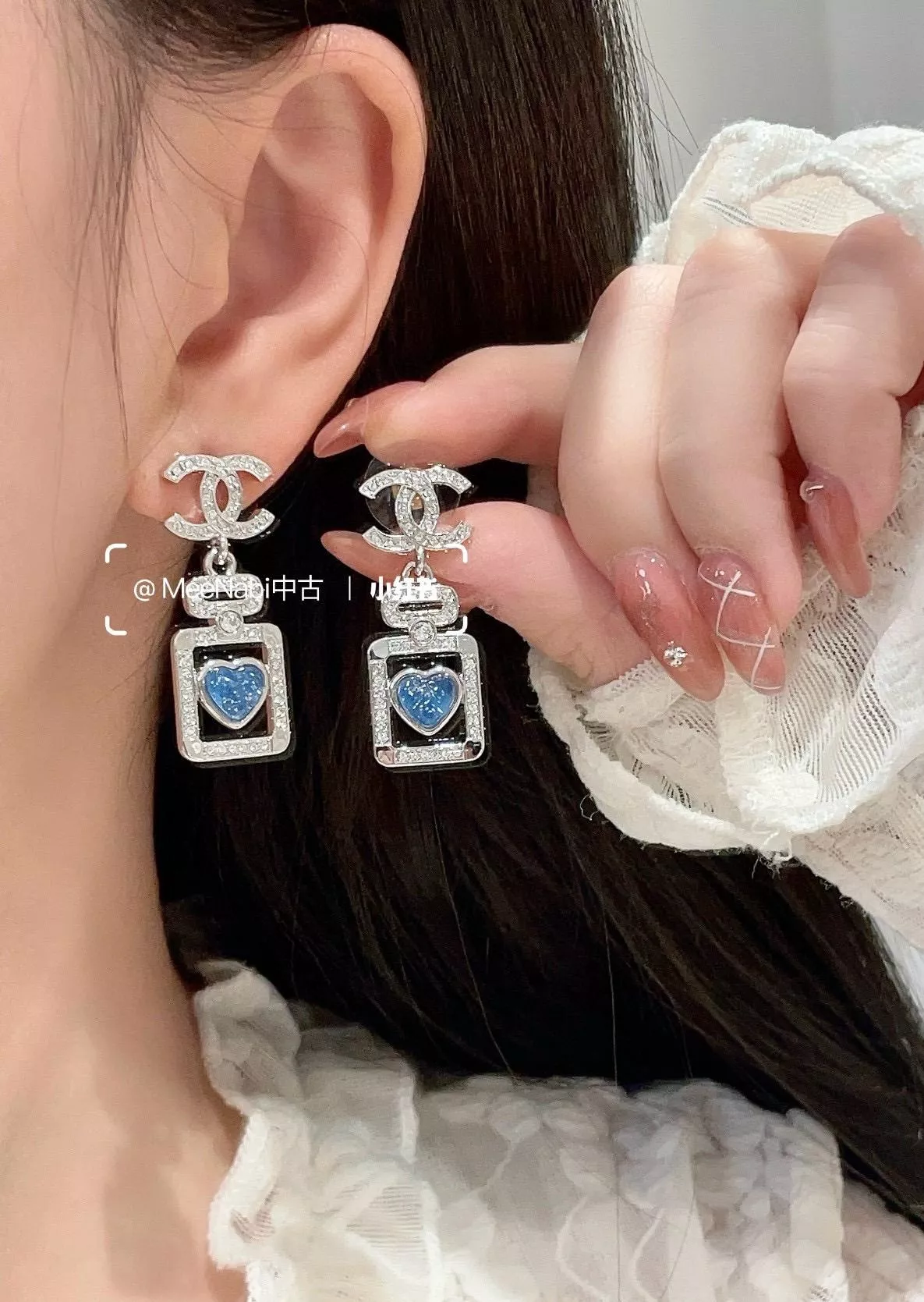 CHANEL | 25p 清透海藍香水瓶耳環・亮銀鍍鋯石設計・夏日限定款