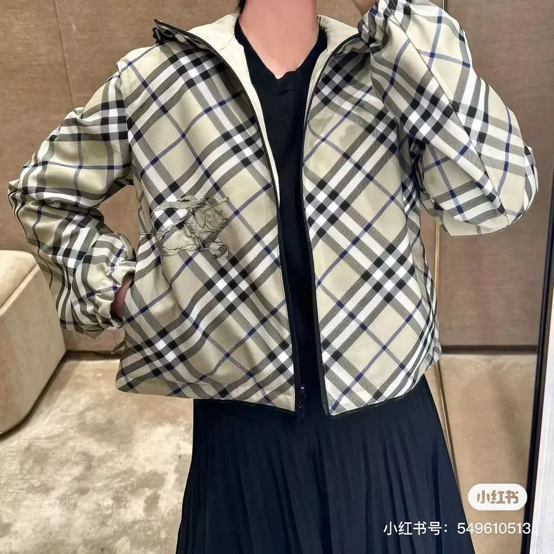 Burberry 灰色 雙面穿格紋連帽外套｜刺繡徽標設計・英倫學院風｜四季百搭款