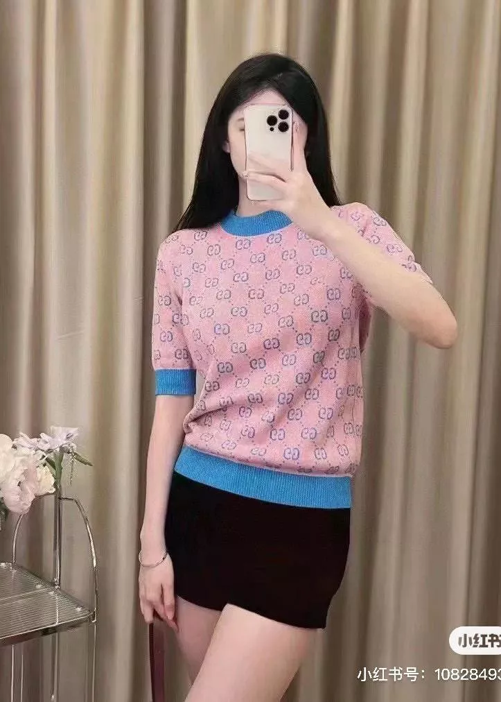GUCCI 粉色滿版提花閃絲針織短袖・圓領設計顯瘦款