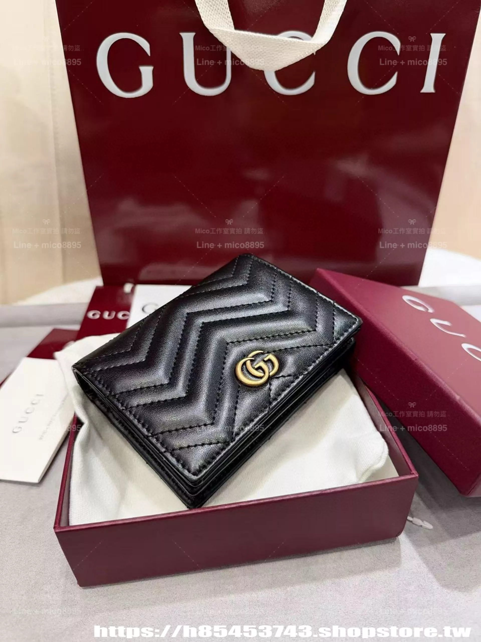 經典Marmont V紋立體車線三折短夾・黑色小牛皮・金釦Logo飾扣
