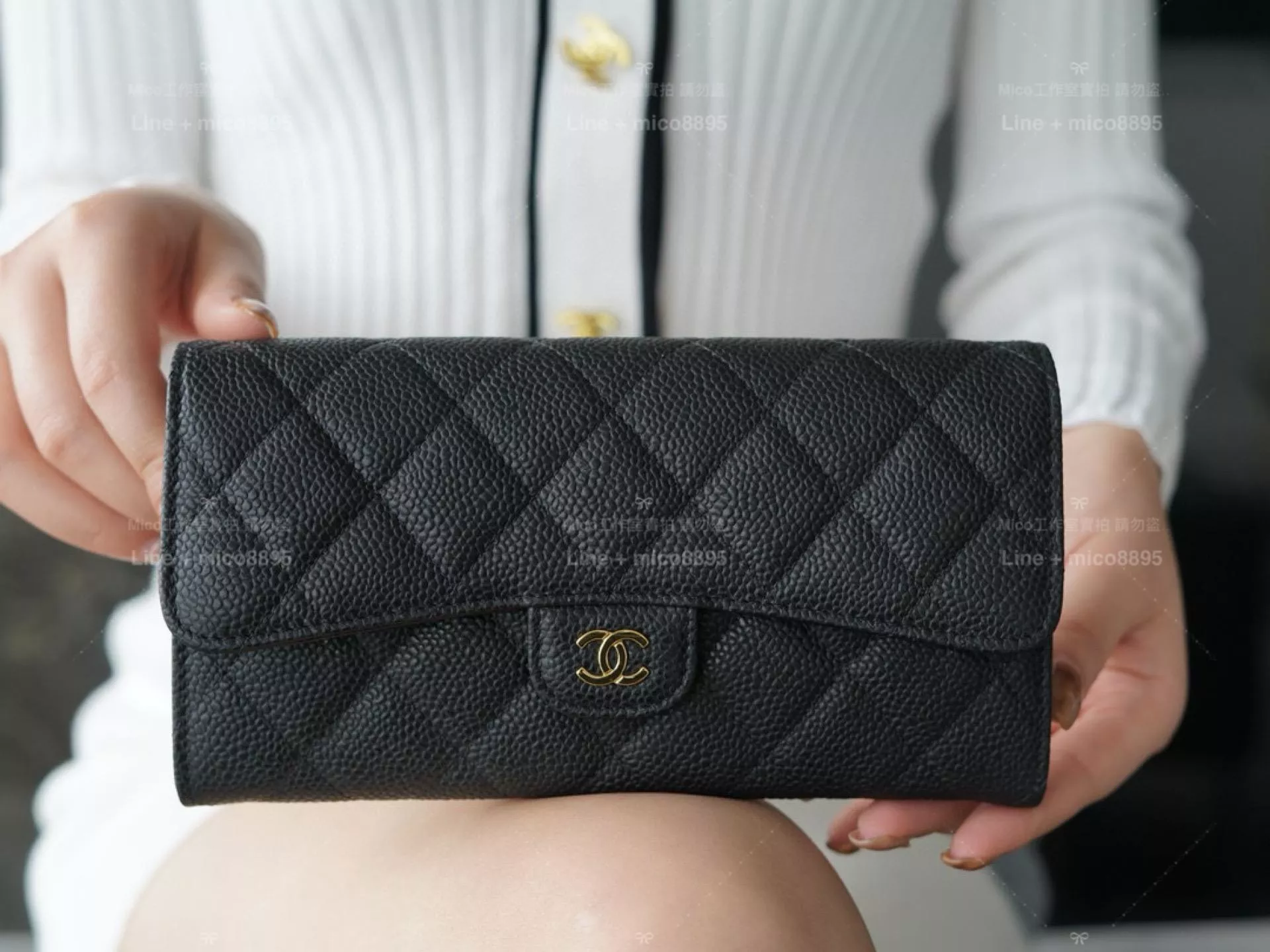 CHANEL 經典Classic Flap 兩折長夾｜黑牛金 荔枝皮革