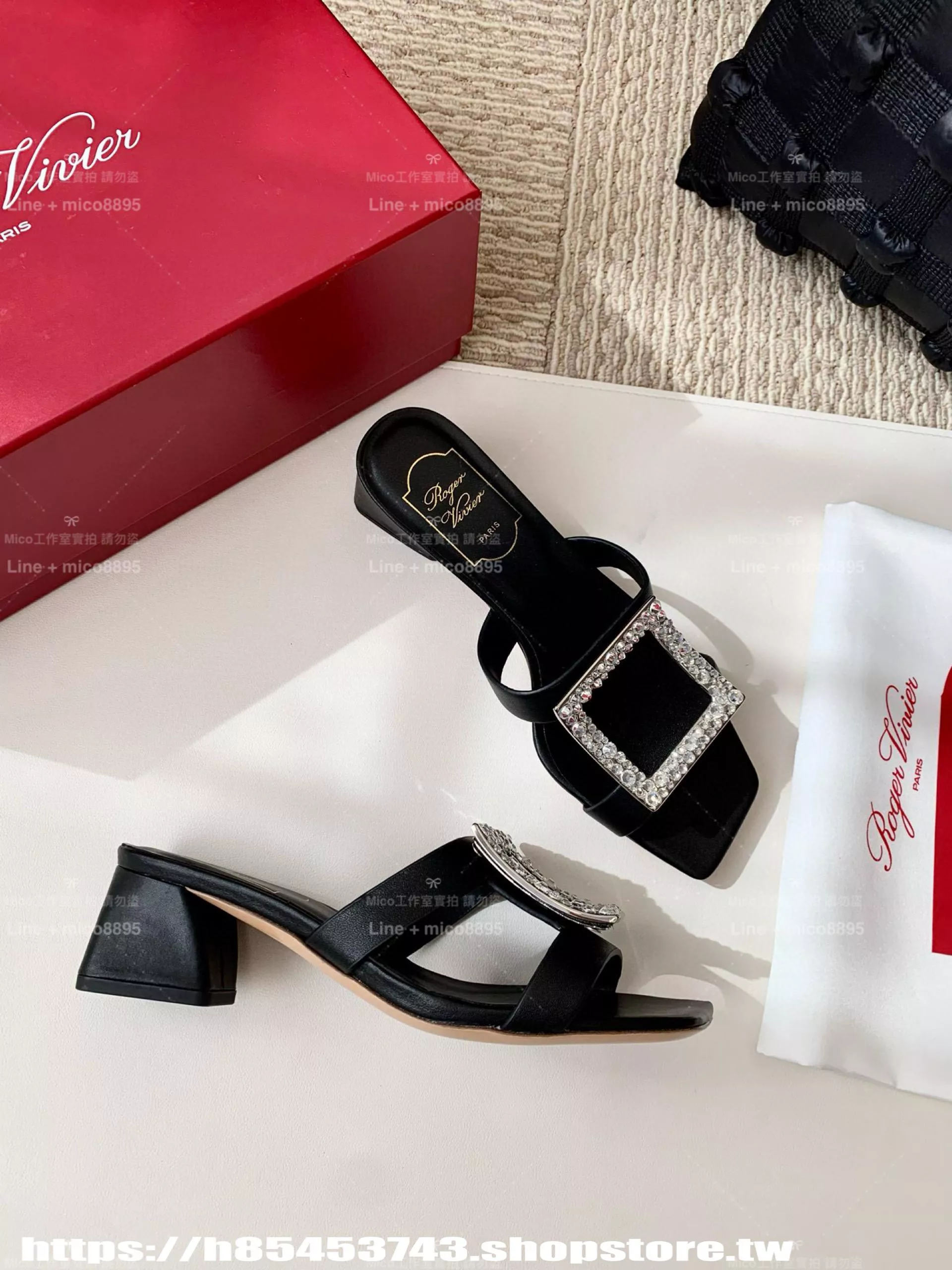 Roger Vivier 黑色梯形方扣水鑽涼拖鞋｜進口牛皮＋真皮底 4.5cm 粗跟款