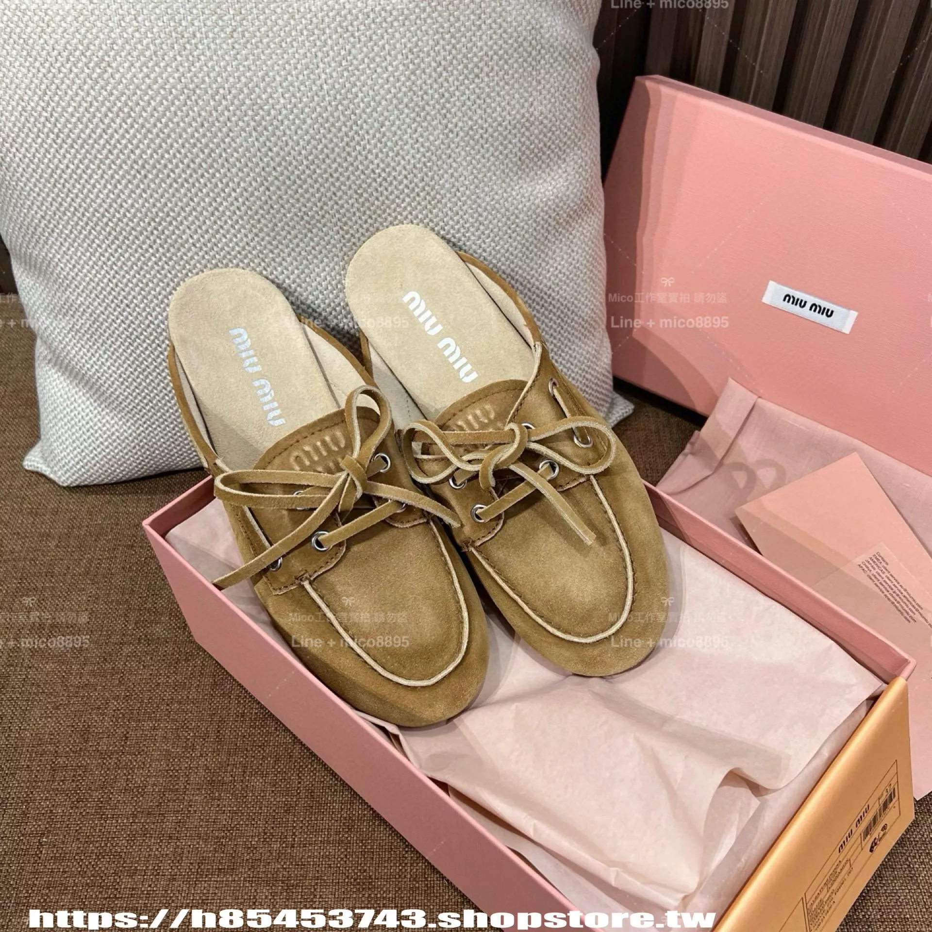 Miumiu 麂皮休閒懶人拖 半拖｜鬆弛感船型鞋設計・柔軟腳感必收款